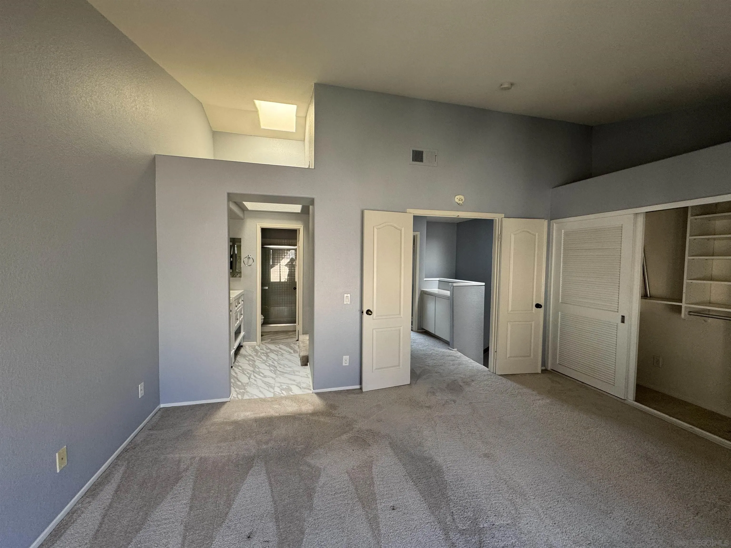 Photo #15: 250034387 Listing: Photo #15