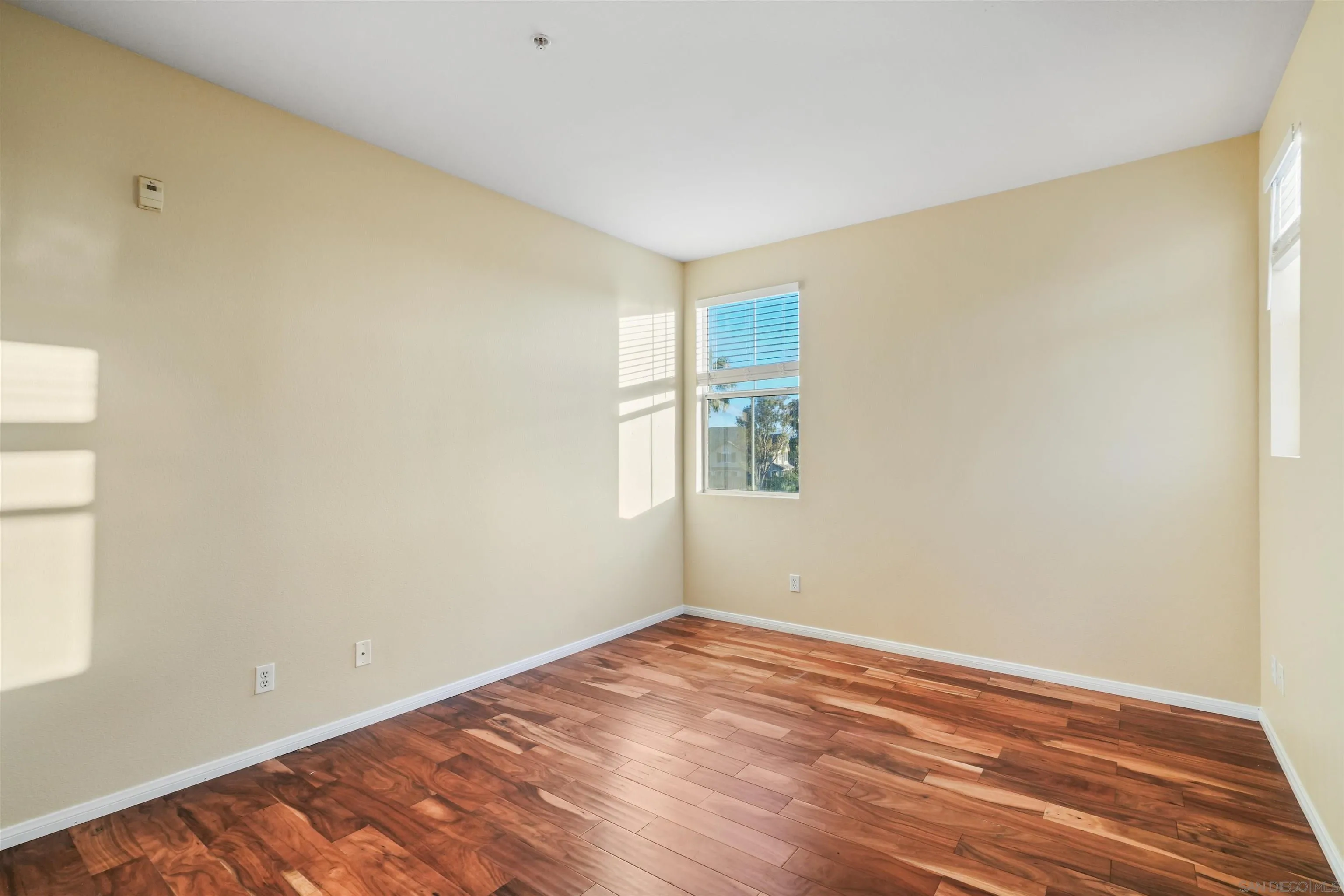 Photo #11: 250034390 Listing: Photo #11
