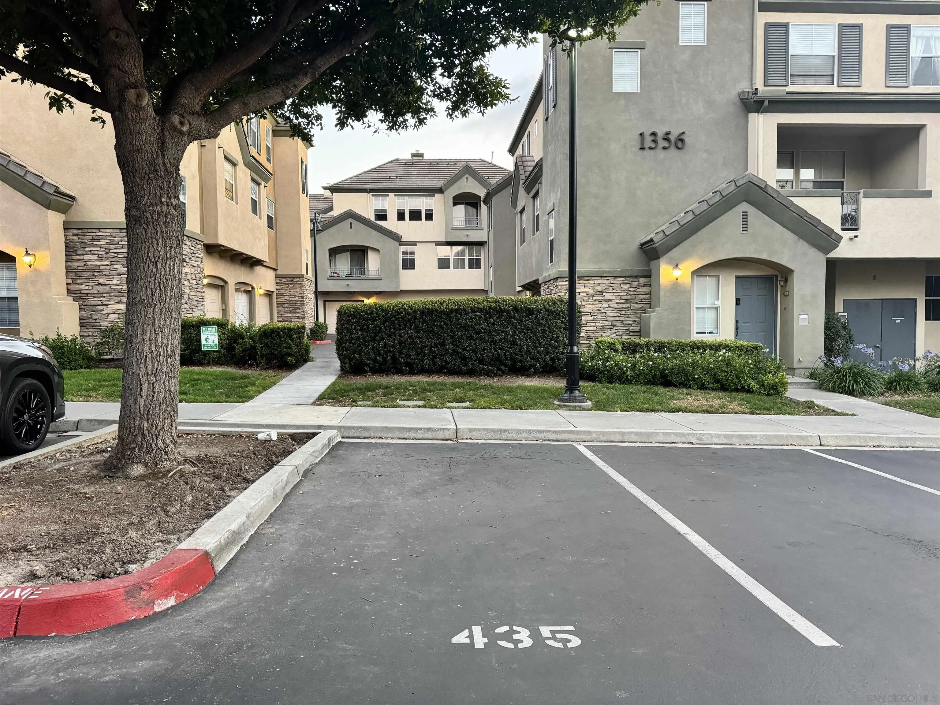 https://cdn.realtyfeed.com/cdn/127/250034390/9faf7b97a16541b09e97691bbfc86dda.webp