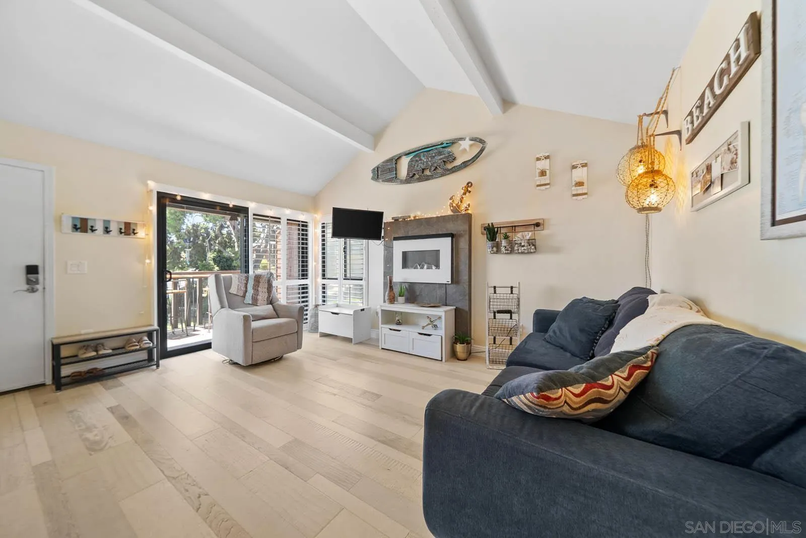 Photo #6: 250034400 Listing 
