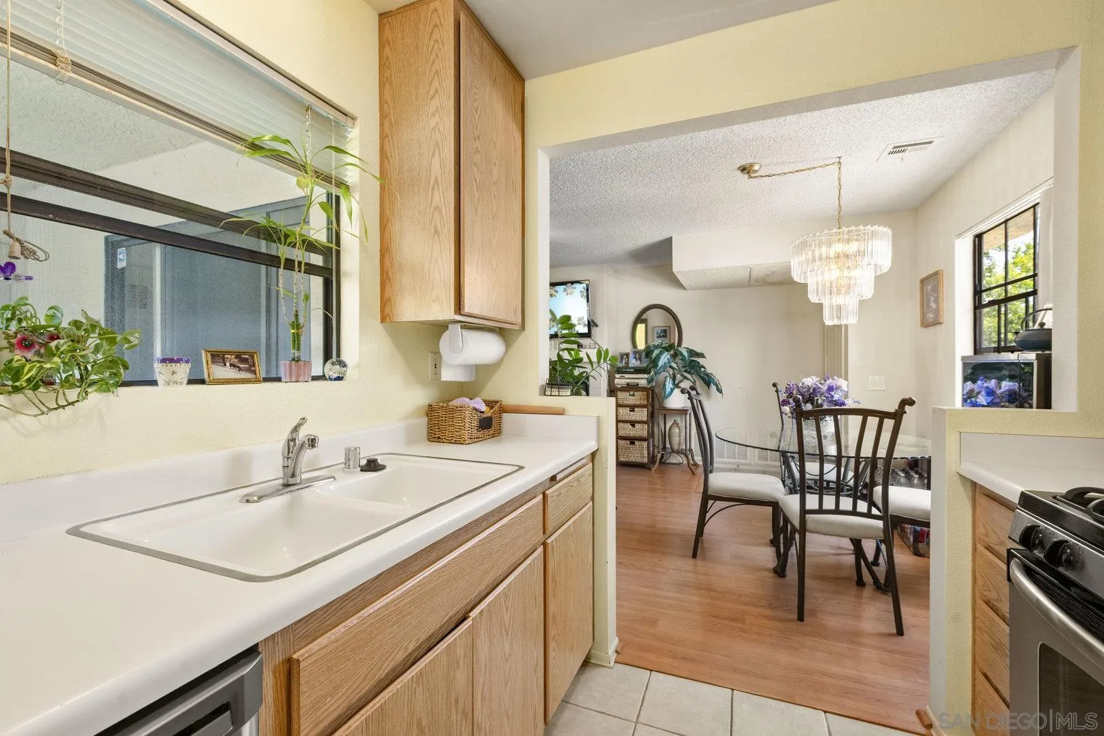 Photo #12: 250034406 Listing: Photo #12