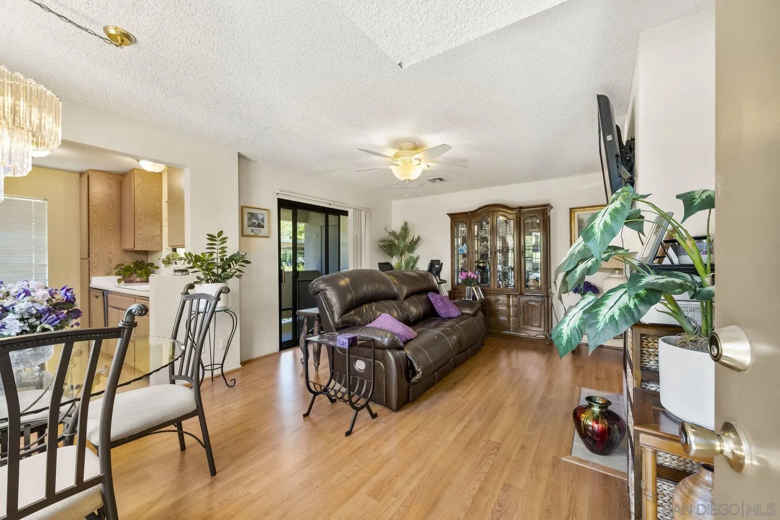 Browse active condo listings in SUN RIDGE VISTA