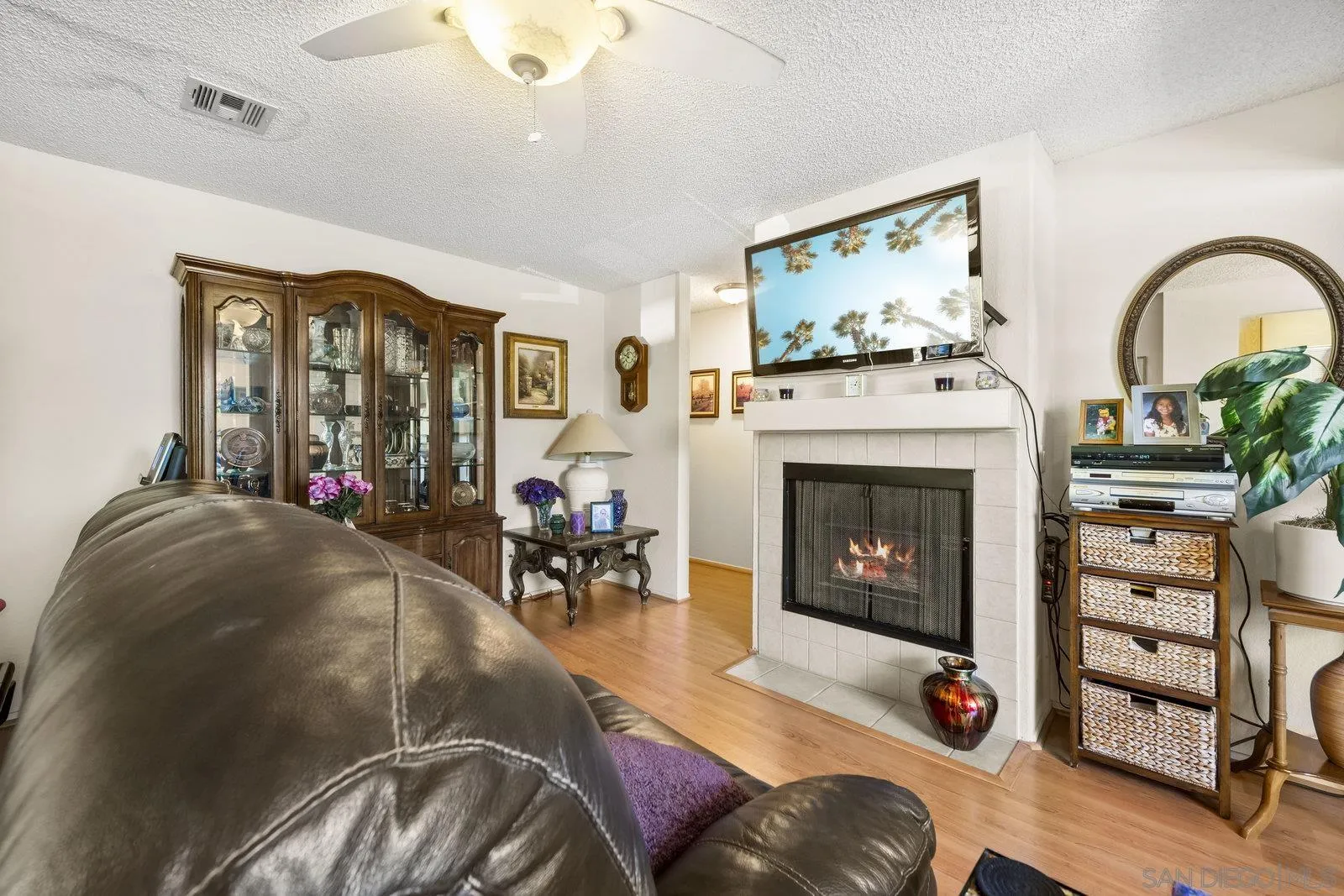 Photo #4: 250034406 Listing 