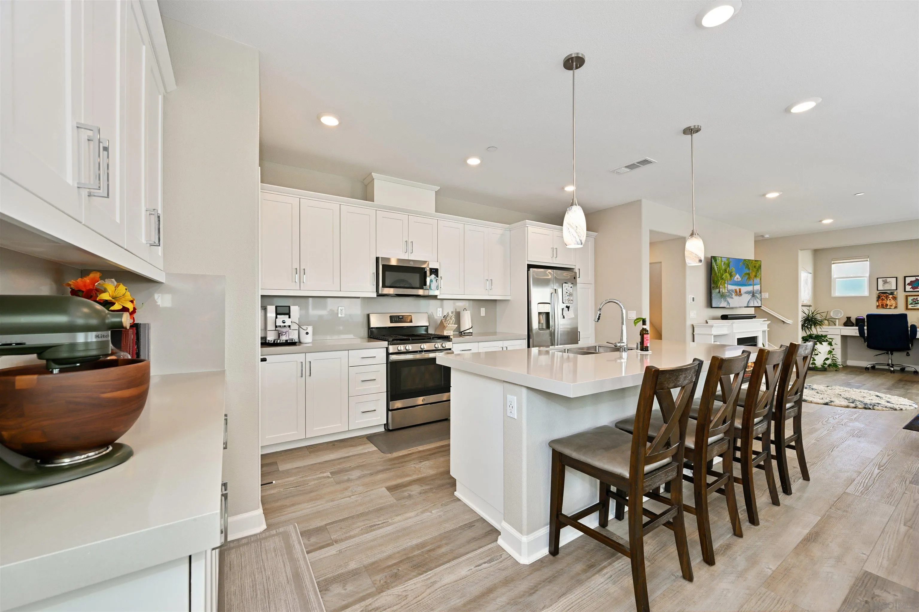 Photo #5: 250034414 Listing 