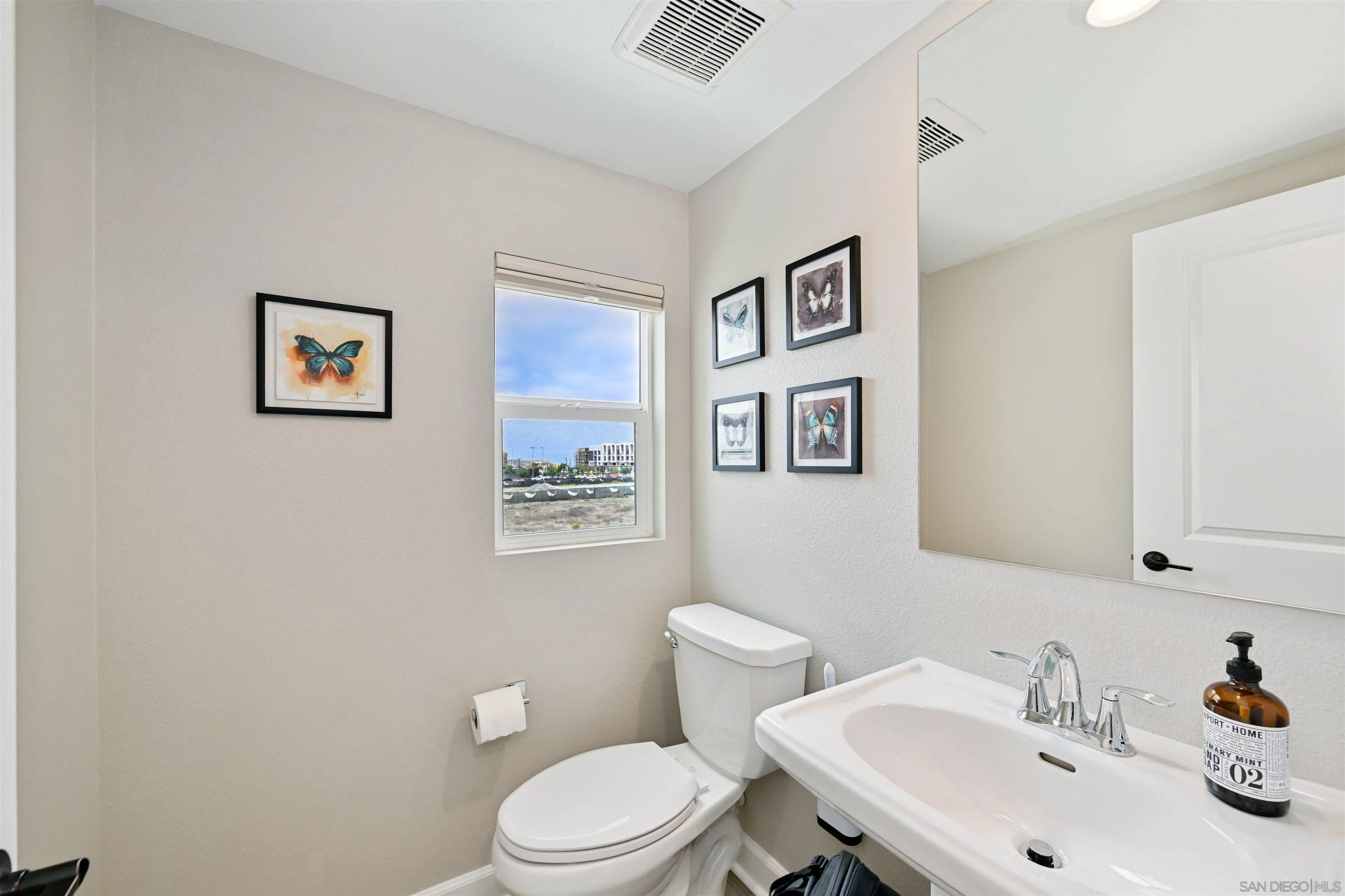 Photo #13: 250034414 Listing: Photo #13