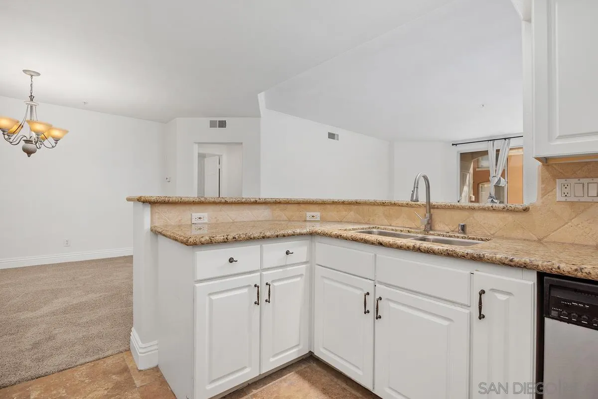 Photo #19: 250034425 Listing: Photo #19