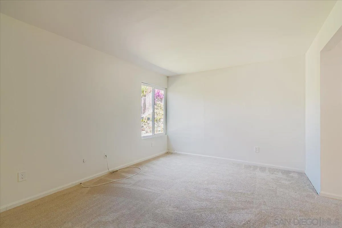 https://cdn.realtyfeed.com/cdn/127/250034427/22a769f3ccce5007fab1d3f1eabf1c11.webp