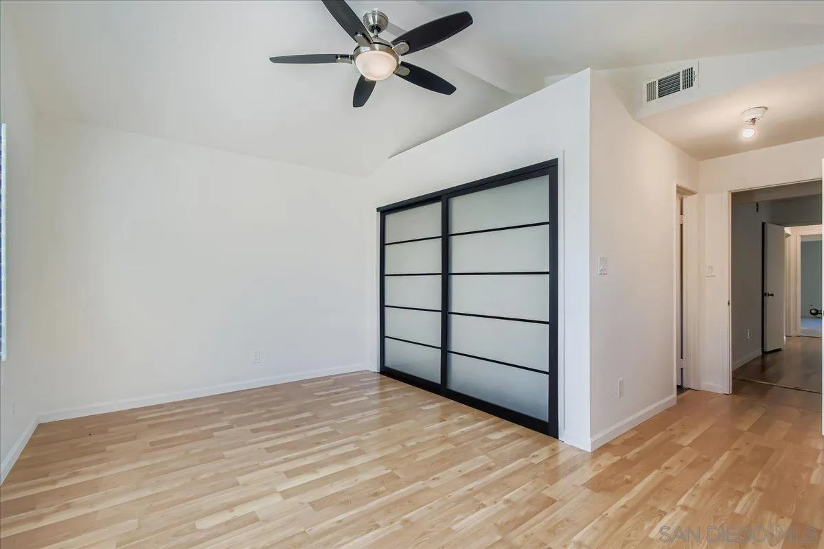 https://cdn.realtyfeed.com/cdn/127/250034427/f8898c977c1296e469d7f988c86d481e.webp