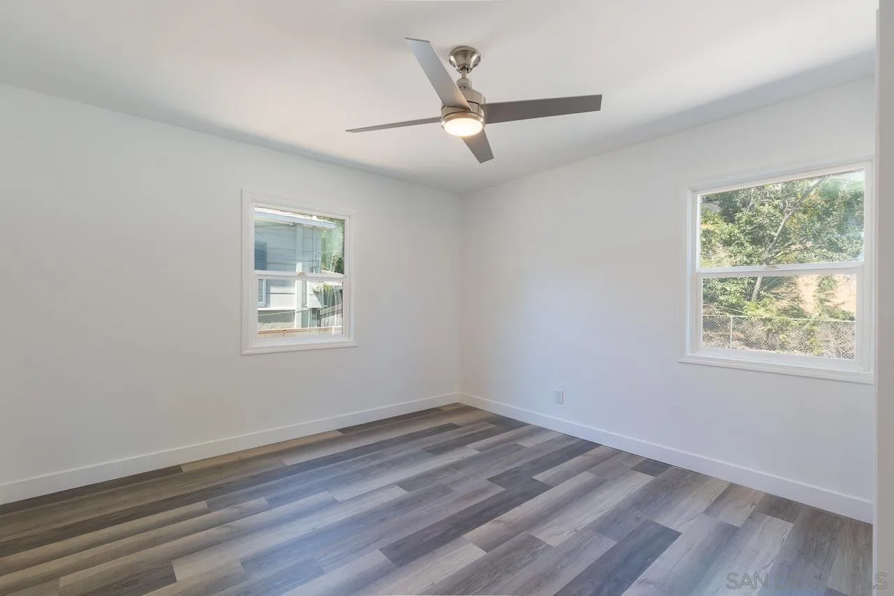https://cdn.realtyfeed.com/cdn/127/250034434/122ff1d2938aeb3d5adf08ec4eea52bb.webp