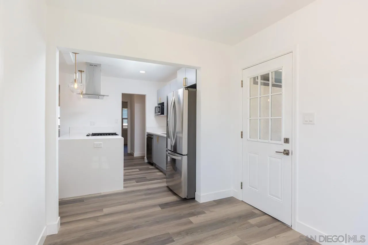 https://cdn.realtyfeed.com/cdn/127/250034434/936a4db350ecd6eed1b7e38b6a1c0ca9.webp