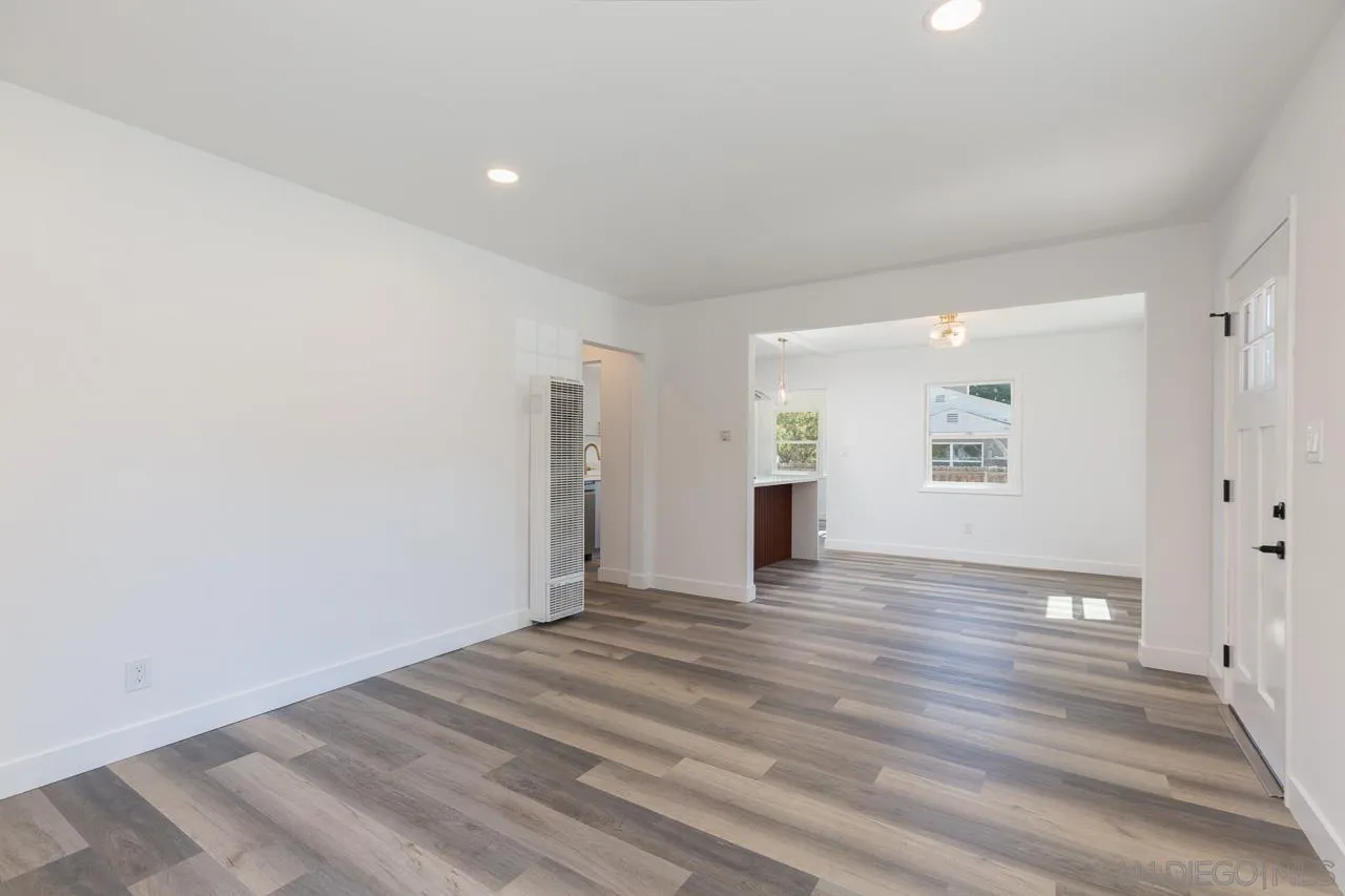 https://cdn.realtyfeed.com/cdn/127/250034434/c3646985b26fec5d7e8d93b0cc8d6e3b.webp