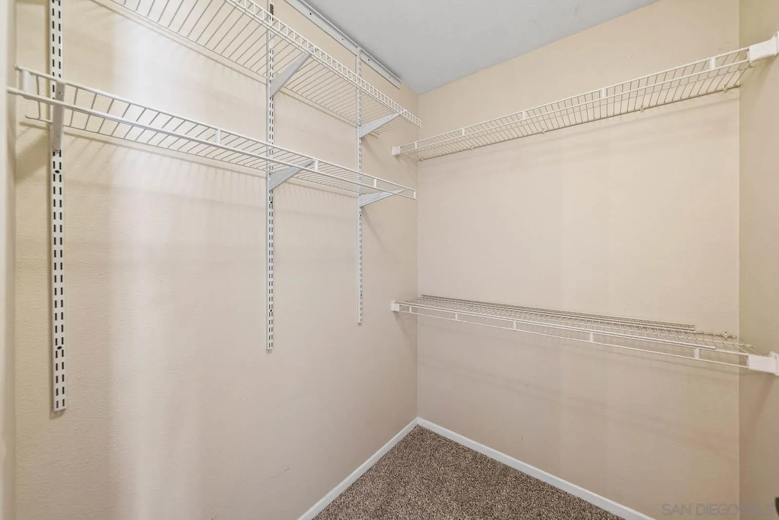 Photo #20: 250034437 Listing: Photo #20