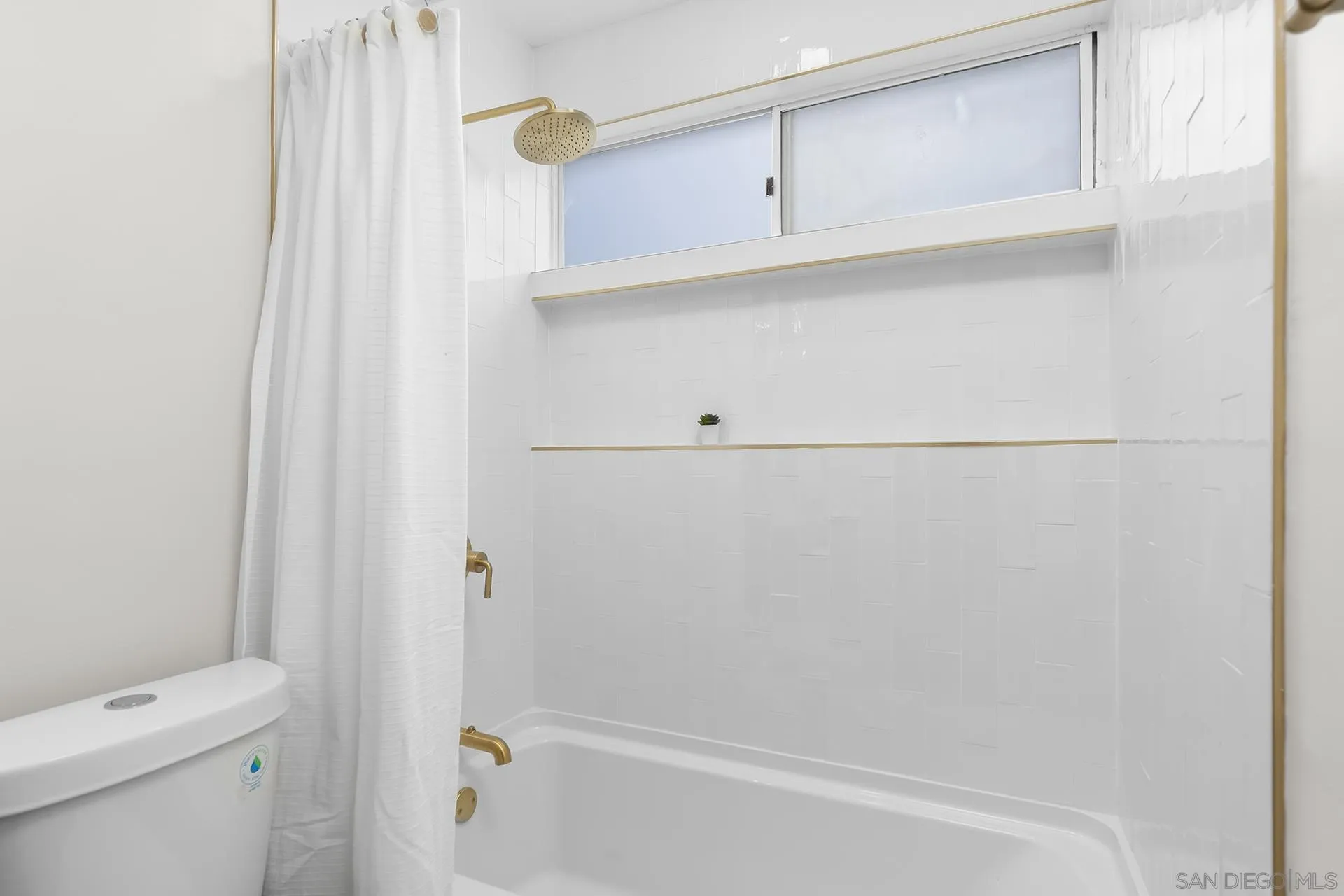 Photo #20: 250034442 Listing: Photo #20
