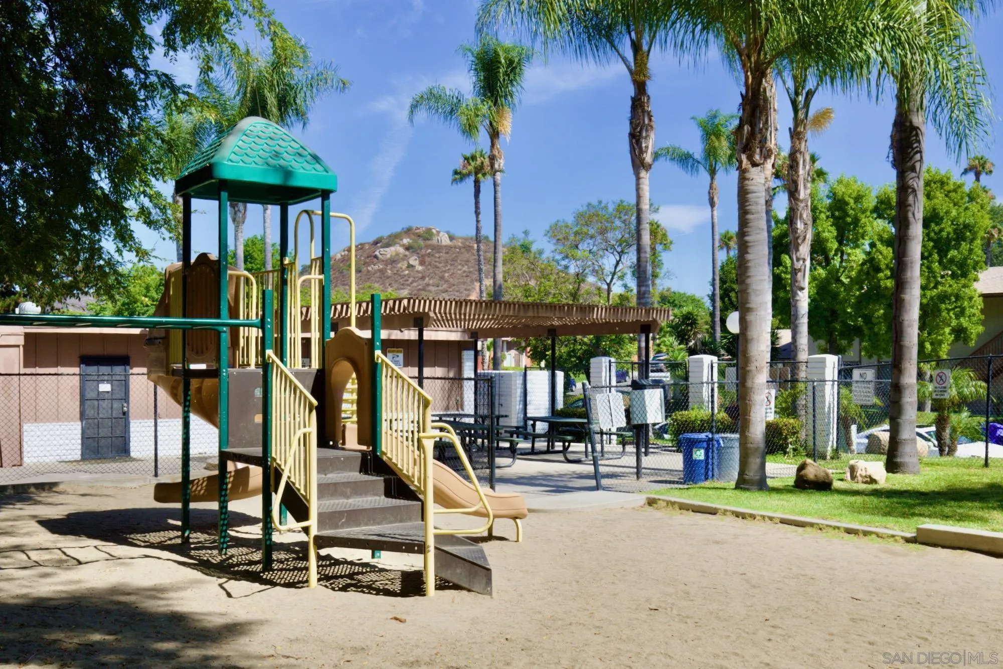 Photo #38: 250034447 Listing: Photo #38
