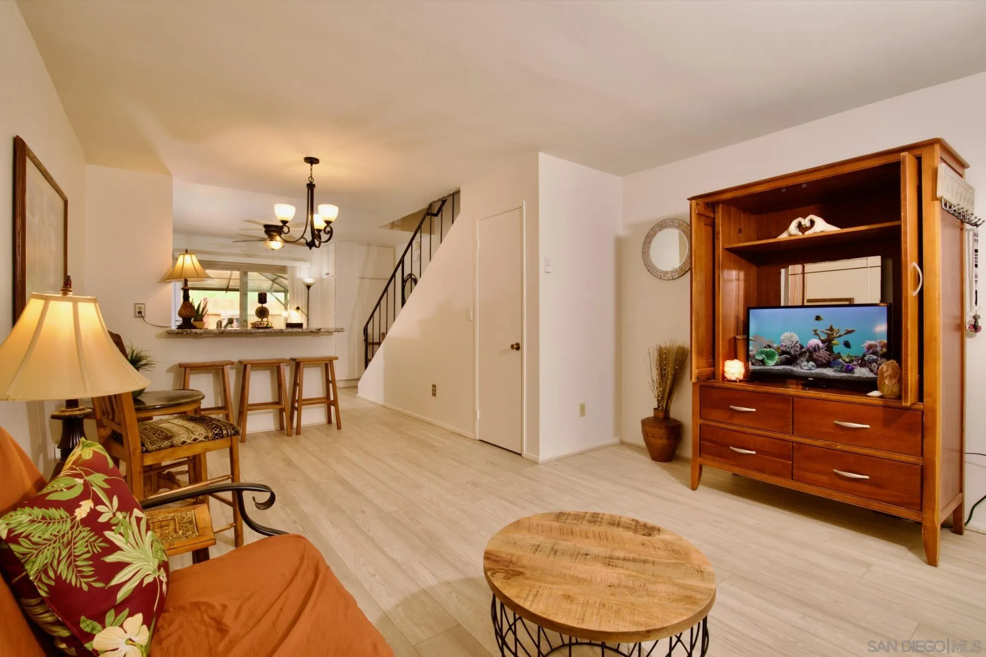 Photo #3: 250034447 Listing 