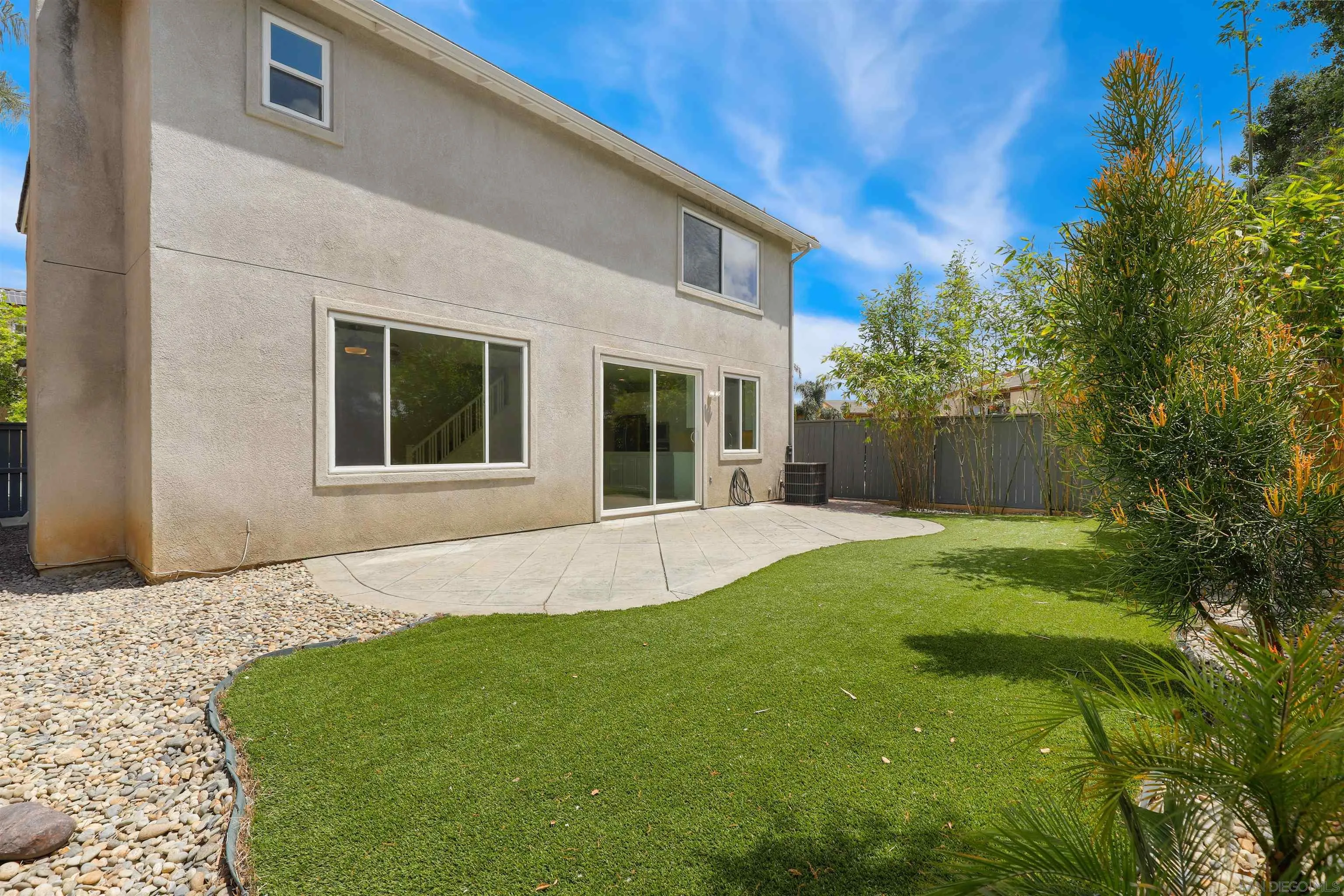https://cdn.realtyfeed.com/cdn/127/250034461/7d16f453f467d85c3ccaca358cce32a1.webp