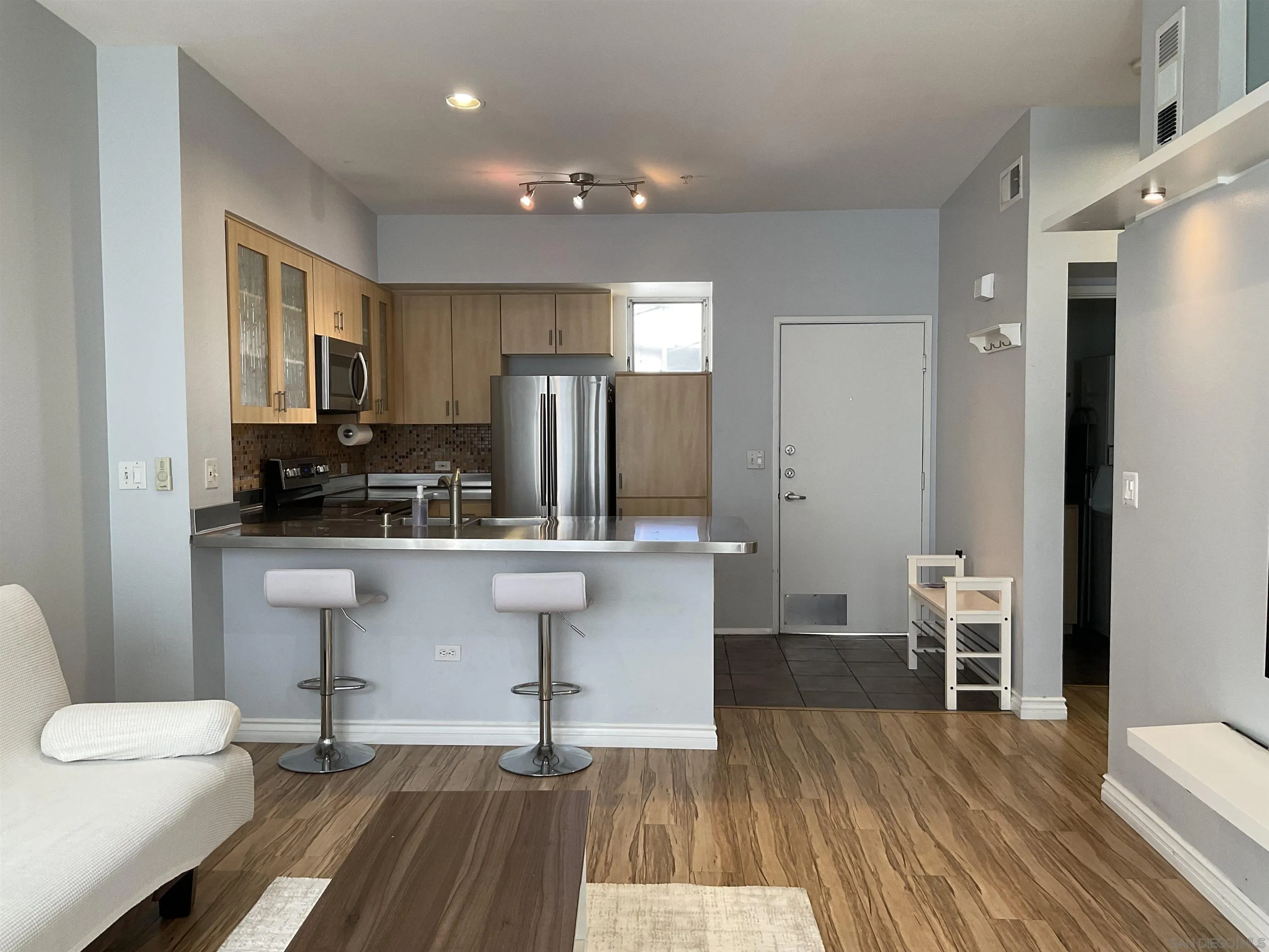 Photo #4: 250034463 Listing 