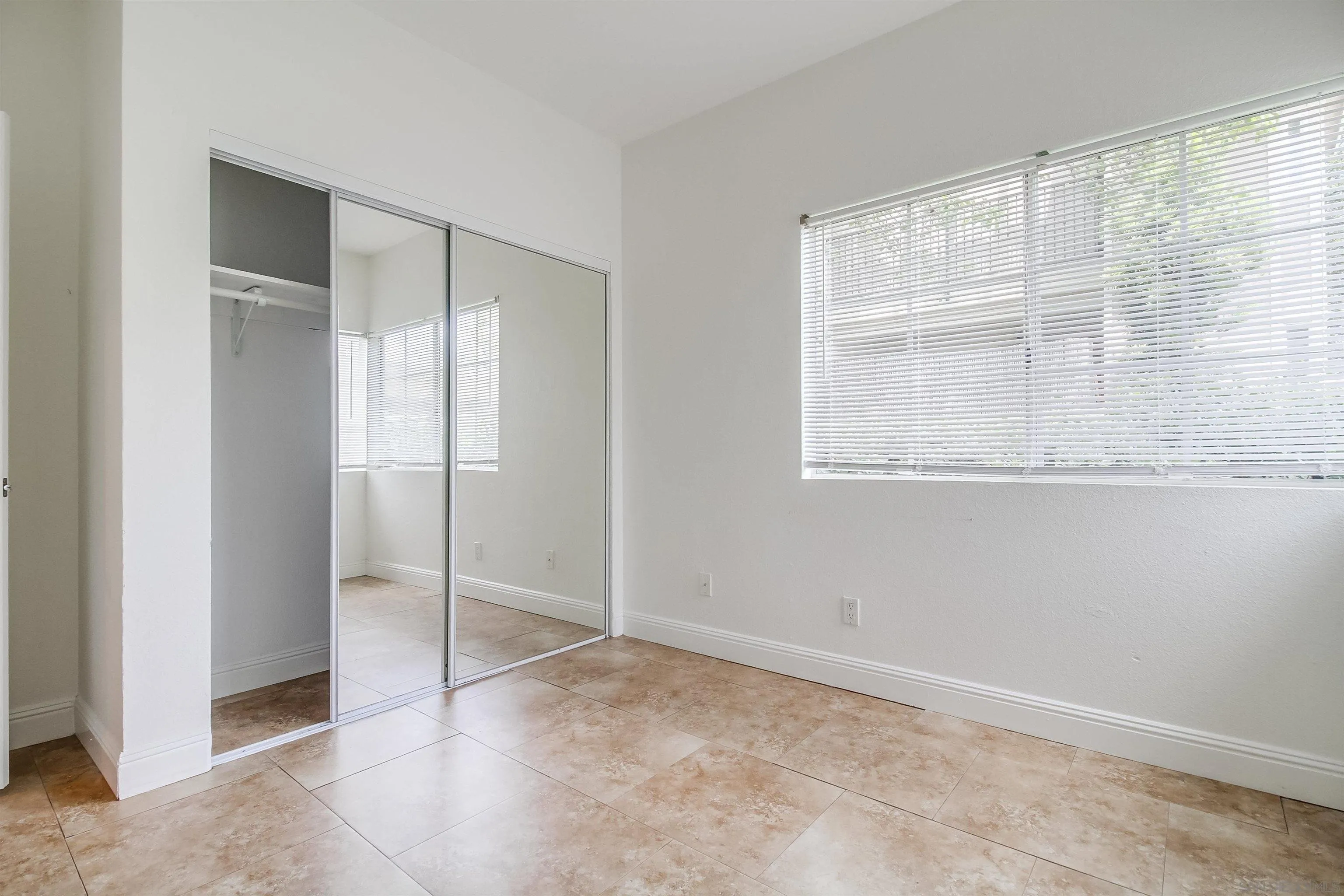 Photo #18: 250034468 Listing: Photo #18