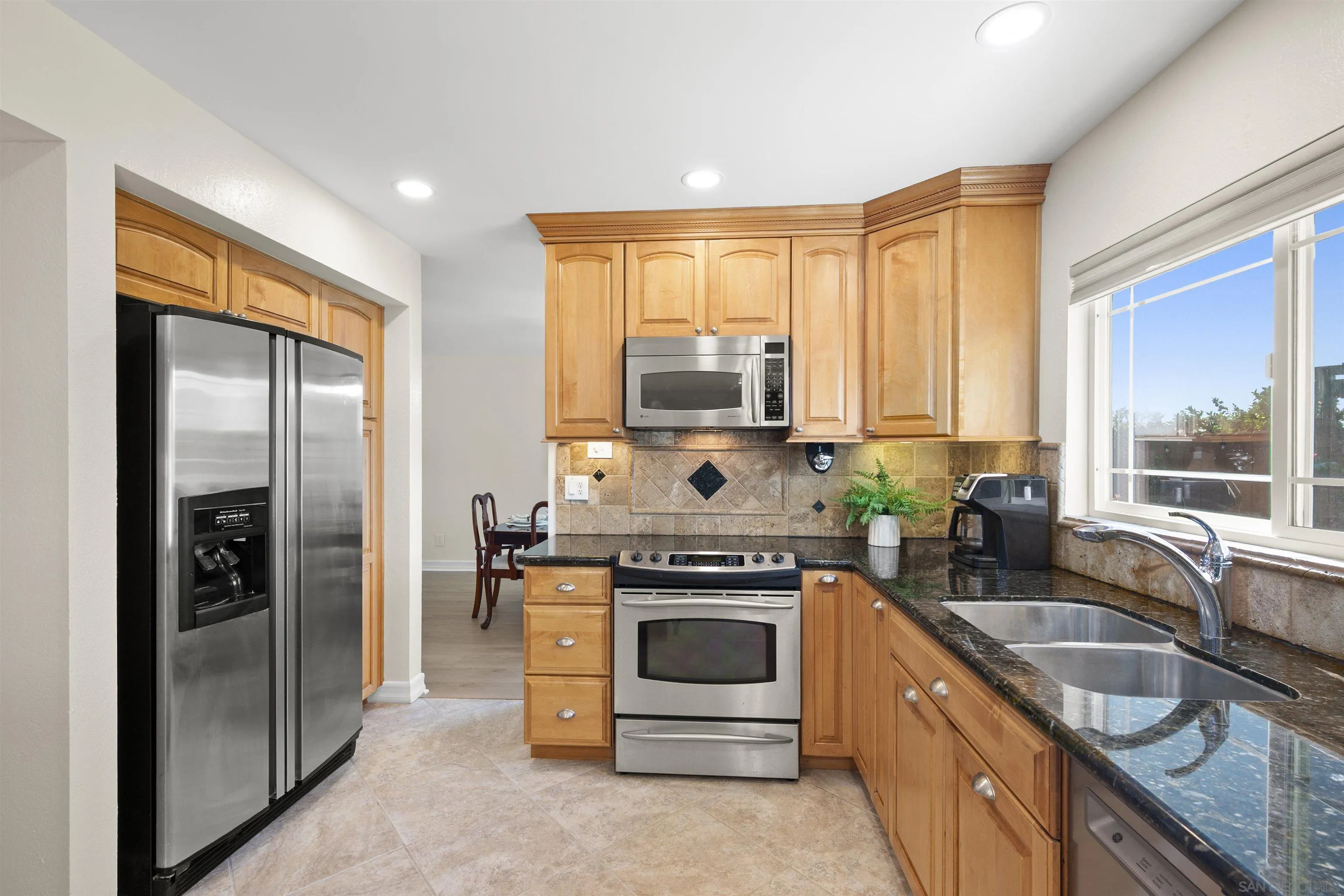 https://cdn.realtyfeed.com/cdn/127/250034474/0531a094cc95185c126d25c29b79c861.webp