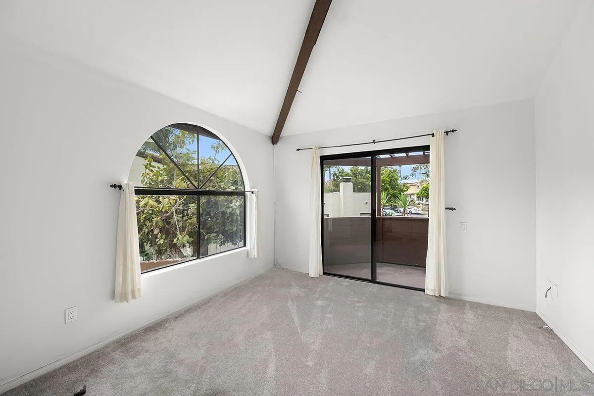 Photo #5: 250034475 Listing 
