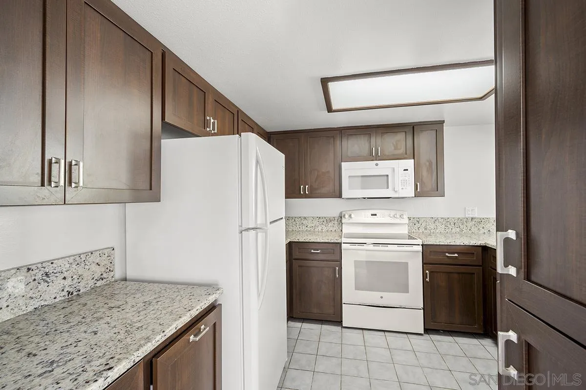 Photo #10: 250034475 Listing: Photo #10