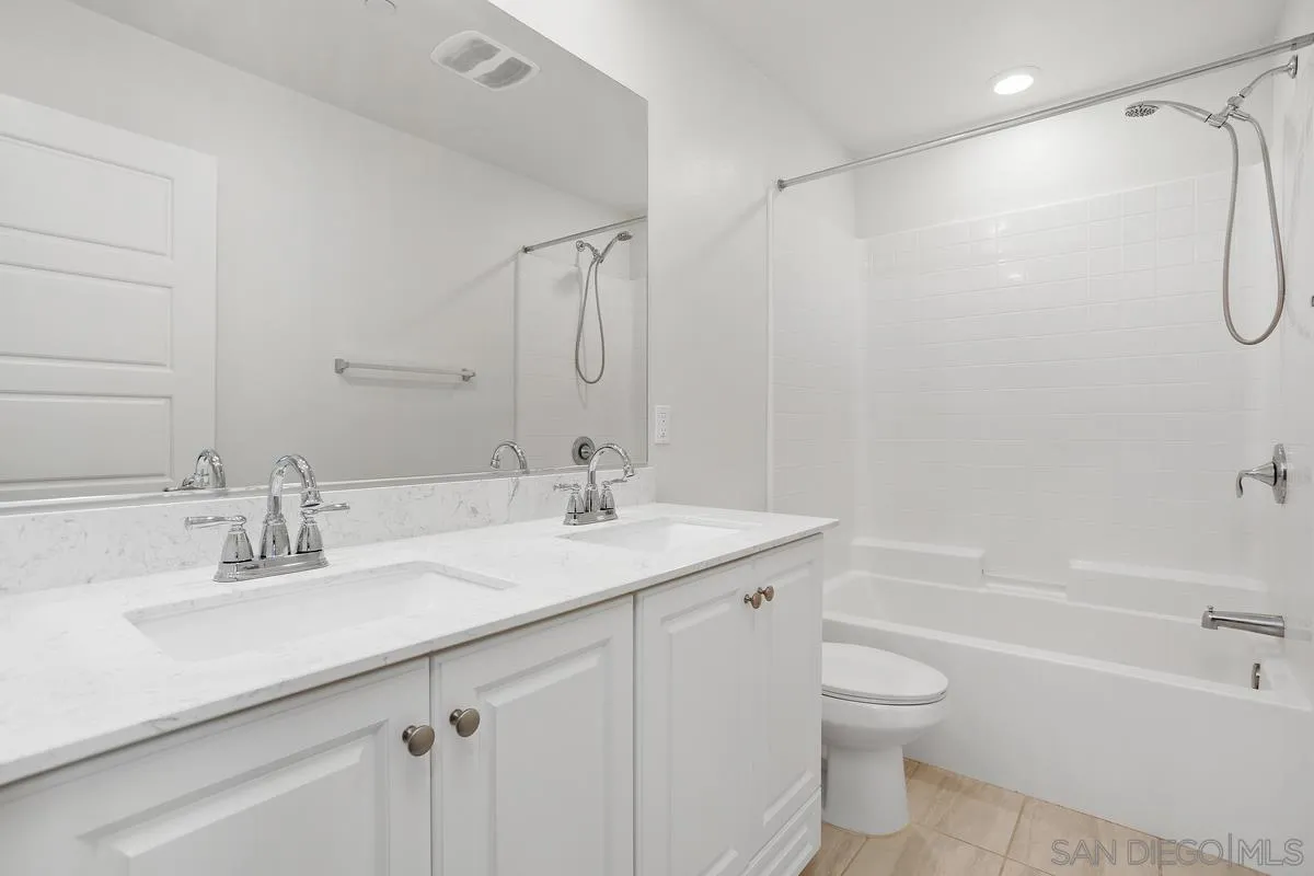 Photo #24: 250034479 Listing: Photo #24