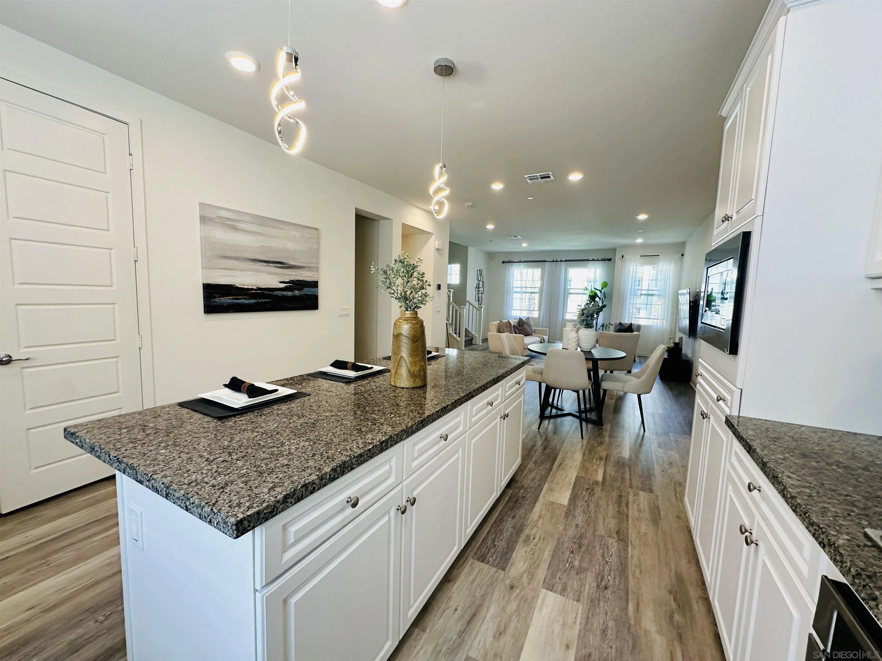 Photo #11: 250034479 Listing: Photo #11