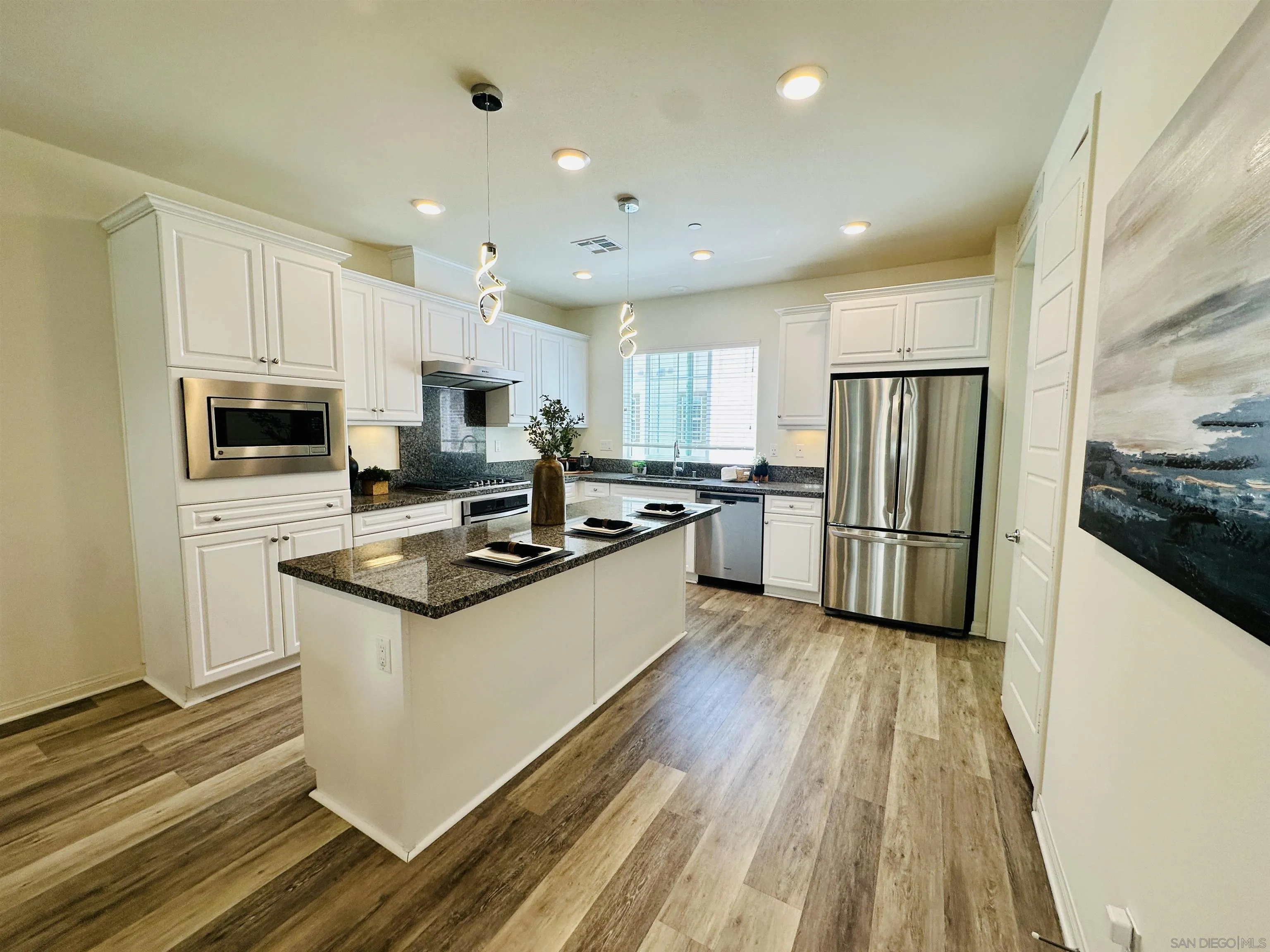 Photo #10: 250034479 Listing: Photo #10
