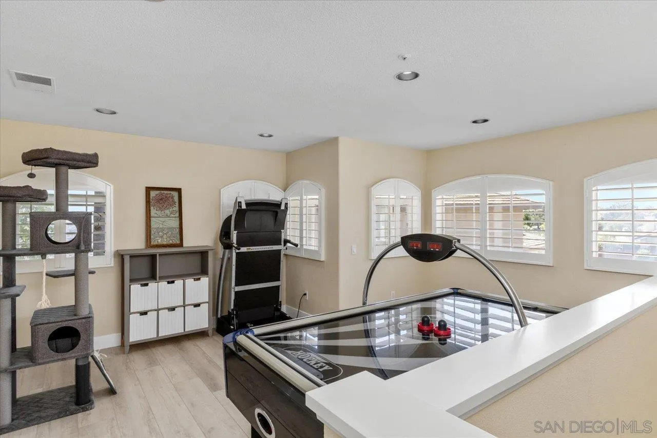 https://cdn.realtyfeed.com/cdn/127/250034489/263e8c7d81e49ffc9f11346c9baf6da6.webp