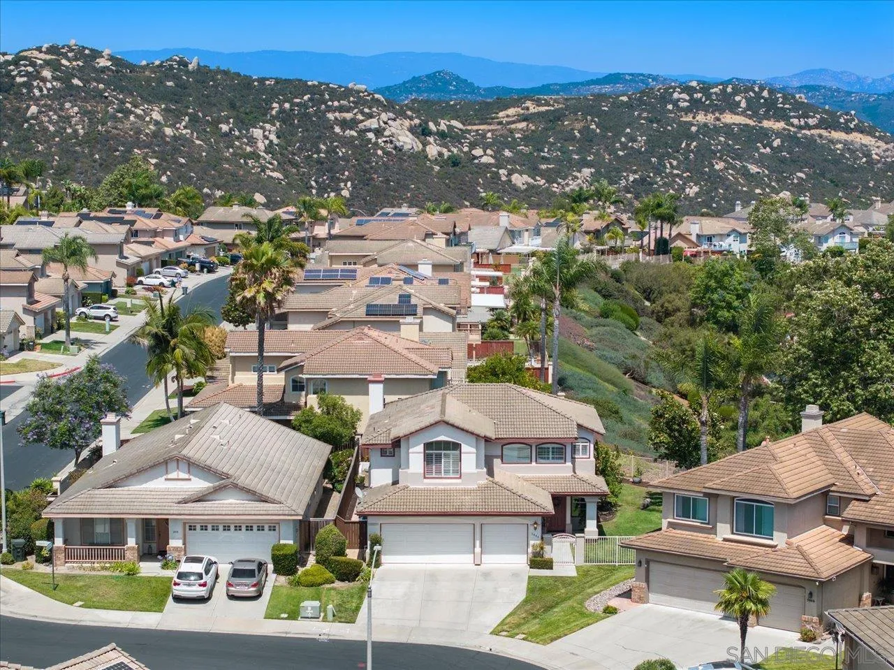 https://cdn.realtyfeed.com/cdn/127/250034489/c997050301ea84e3a06f79c5078dac6c.webp