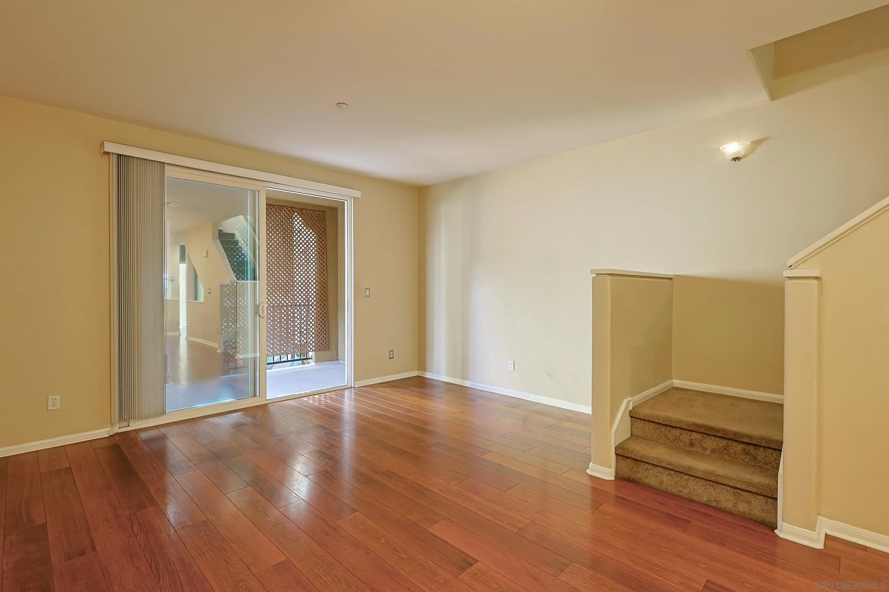 Photo #5: 250034492 Listing 