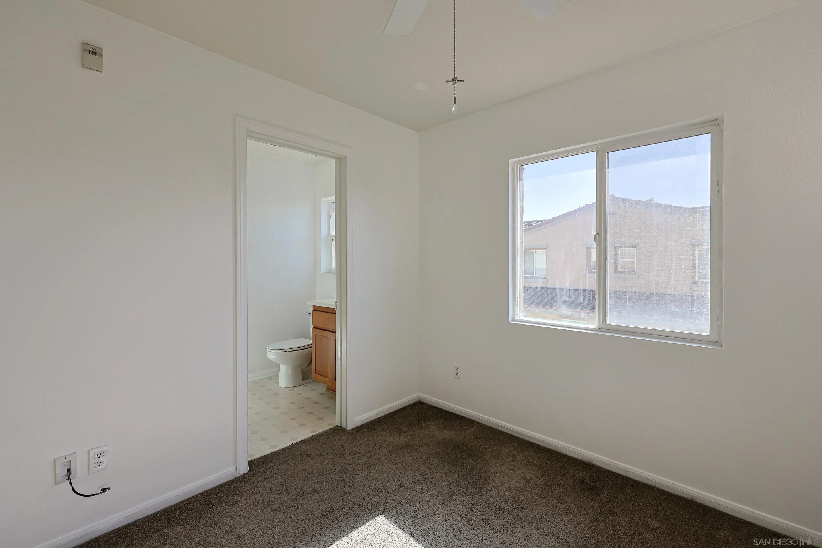 Photo #15: 250034492 Listing: Photo #15