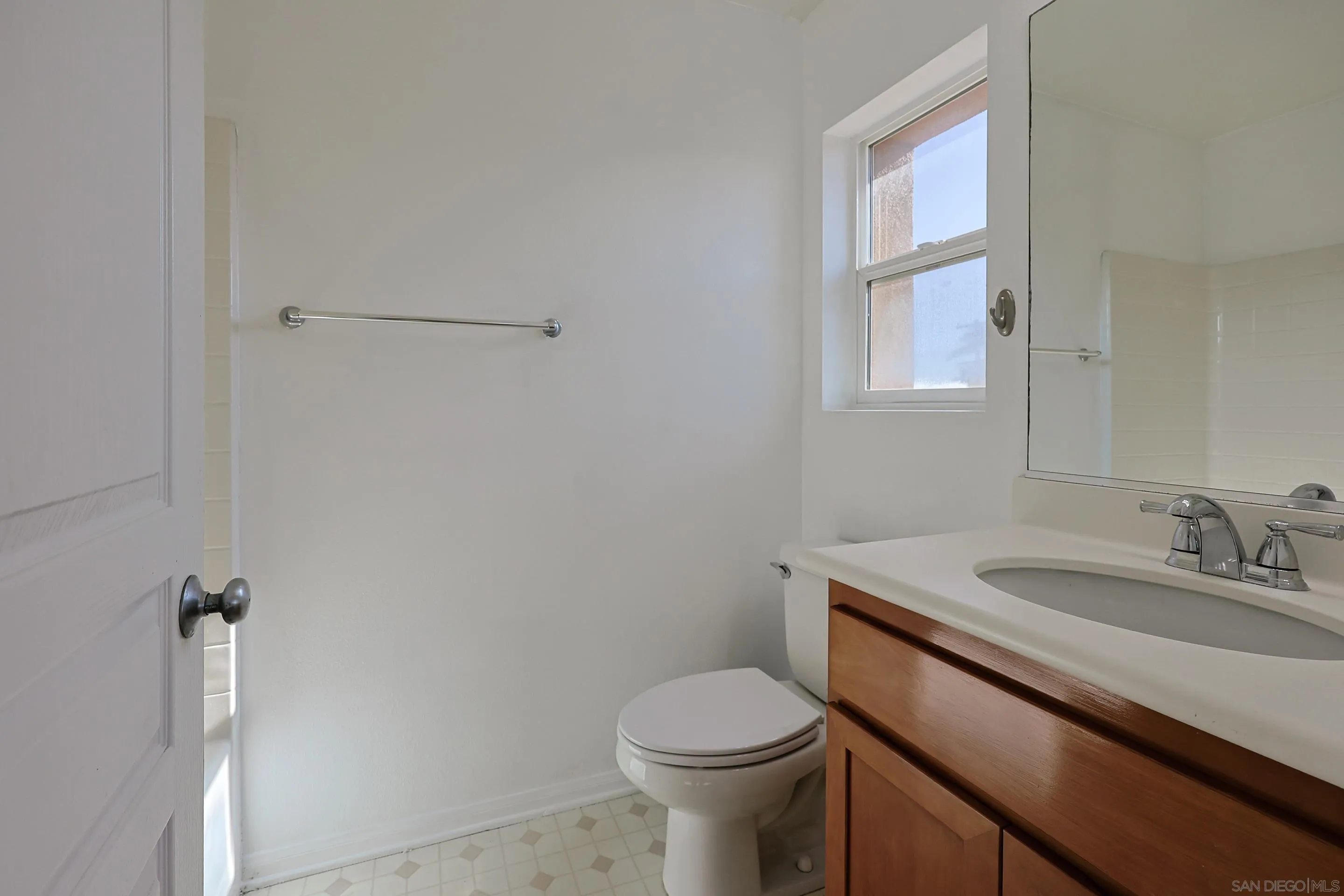 Photo #16: 250034492 Listing: Photo #16
