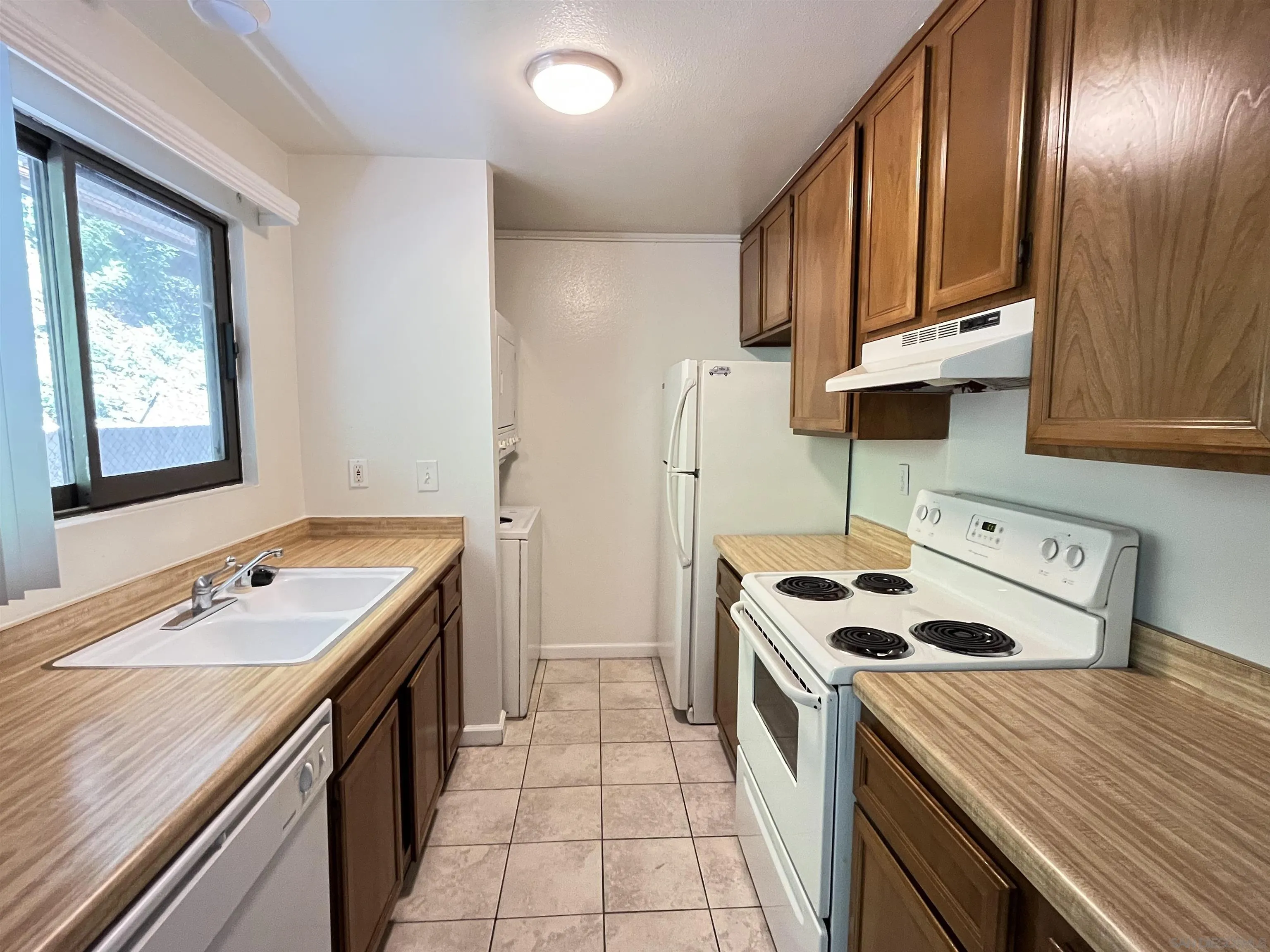 Photo #6: 250034496 Listing 