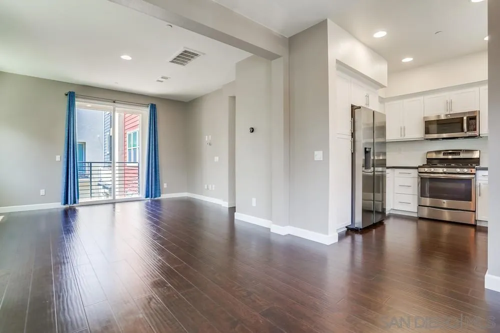 Photo #11: 250034501 Listing: Photo #11
