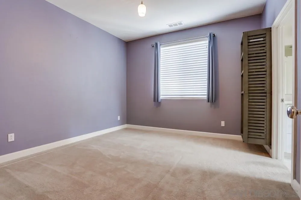 Photo #17: 250034501 Listing: Photo #17