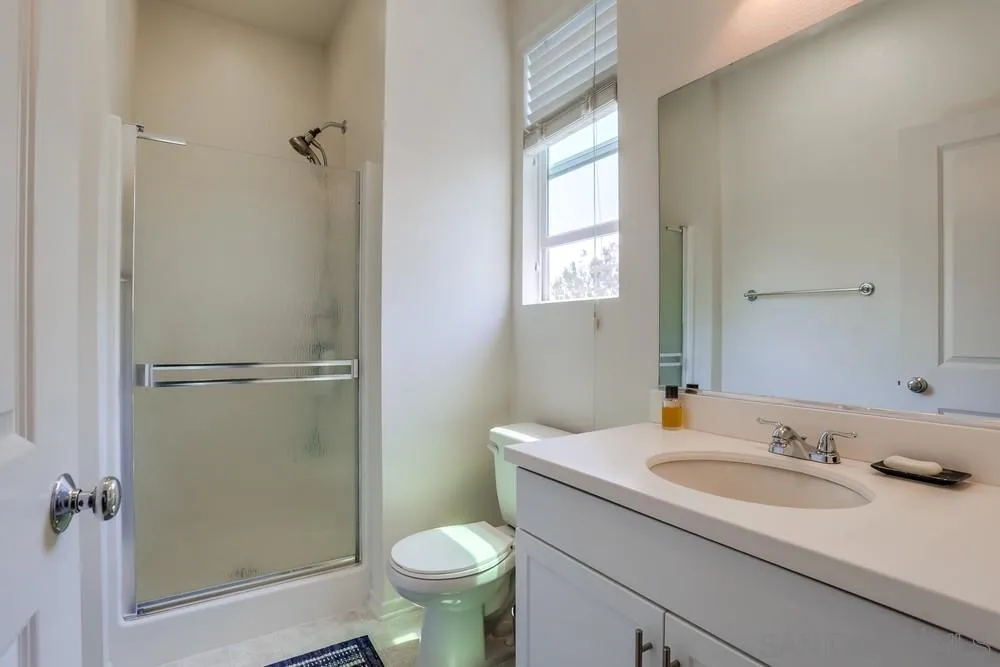 Photo #25: 250034501 Listing: Photo #25