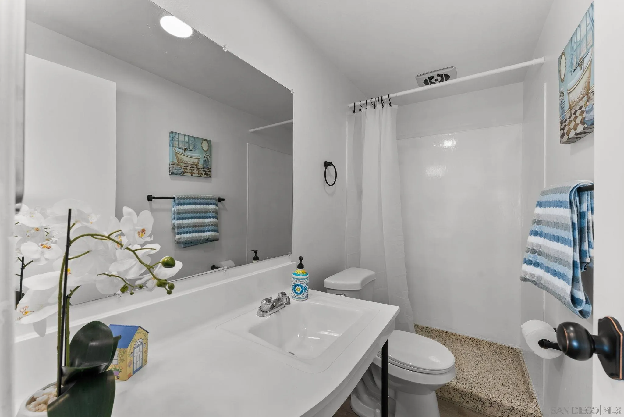 https://cdn.realtyfeed.com/cdn/127/250034502/1905b9adecb5228a7a18cea809526b82.webp