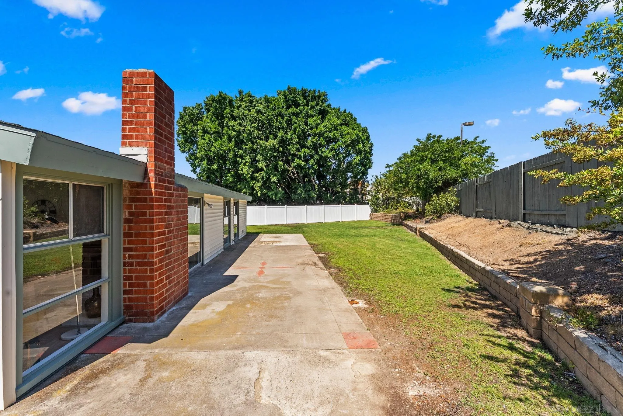 https://cdn.realtyfeed.com/cdn/127/250034502/80b9acfea5936ded27a5d661ce319cb8.webp