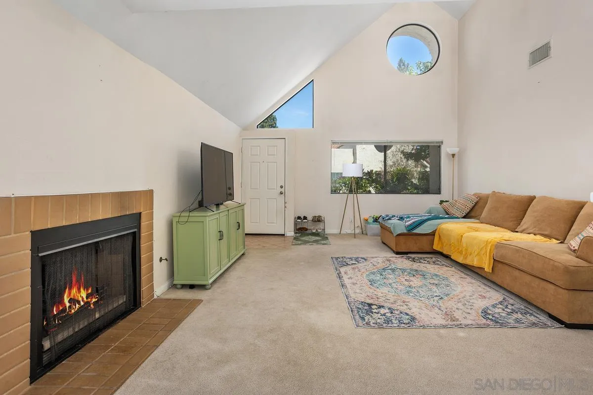 Photo #4: 250034515 Listing 