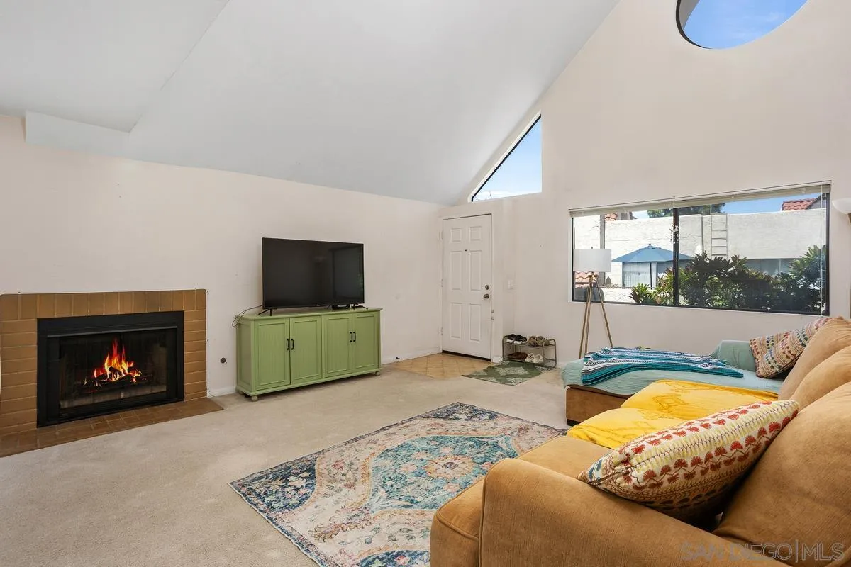 Photo #5: 250034515 Listing 