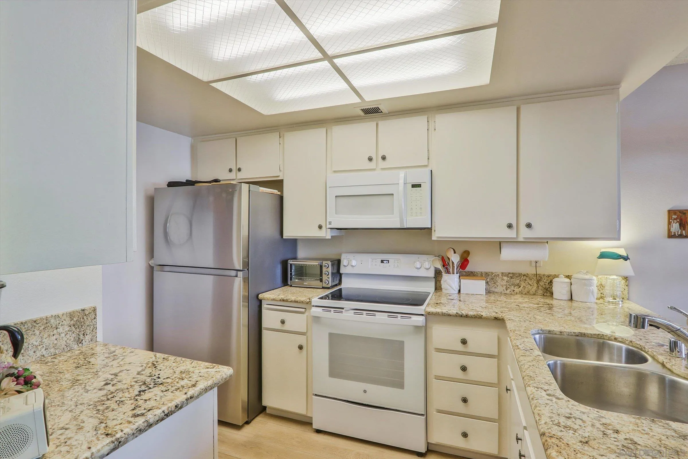 Photo #5: 250034516 Listing 