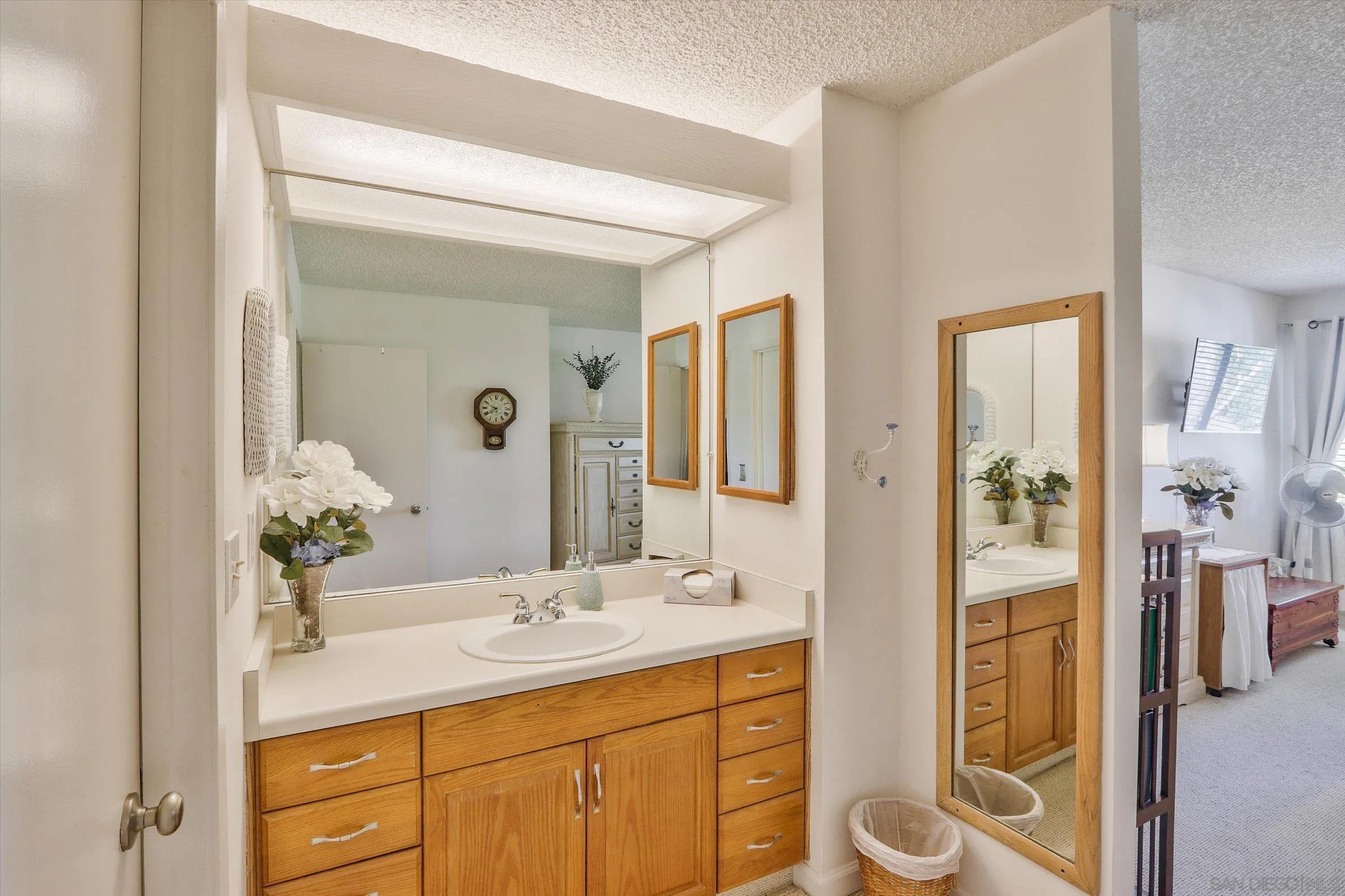Photo #19: 250034516 Listing: Photo #19
