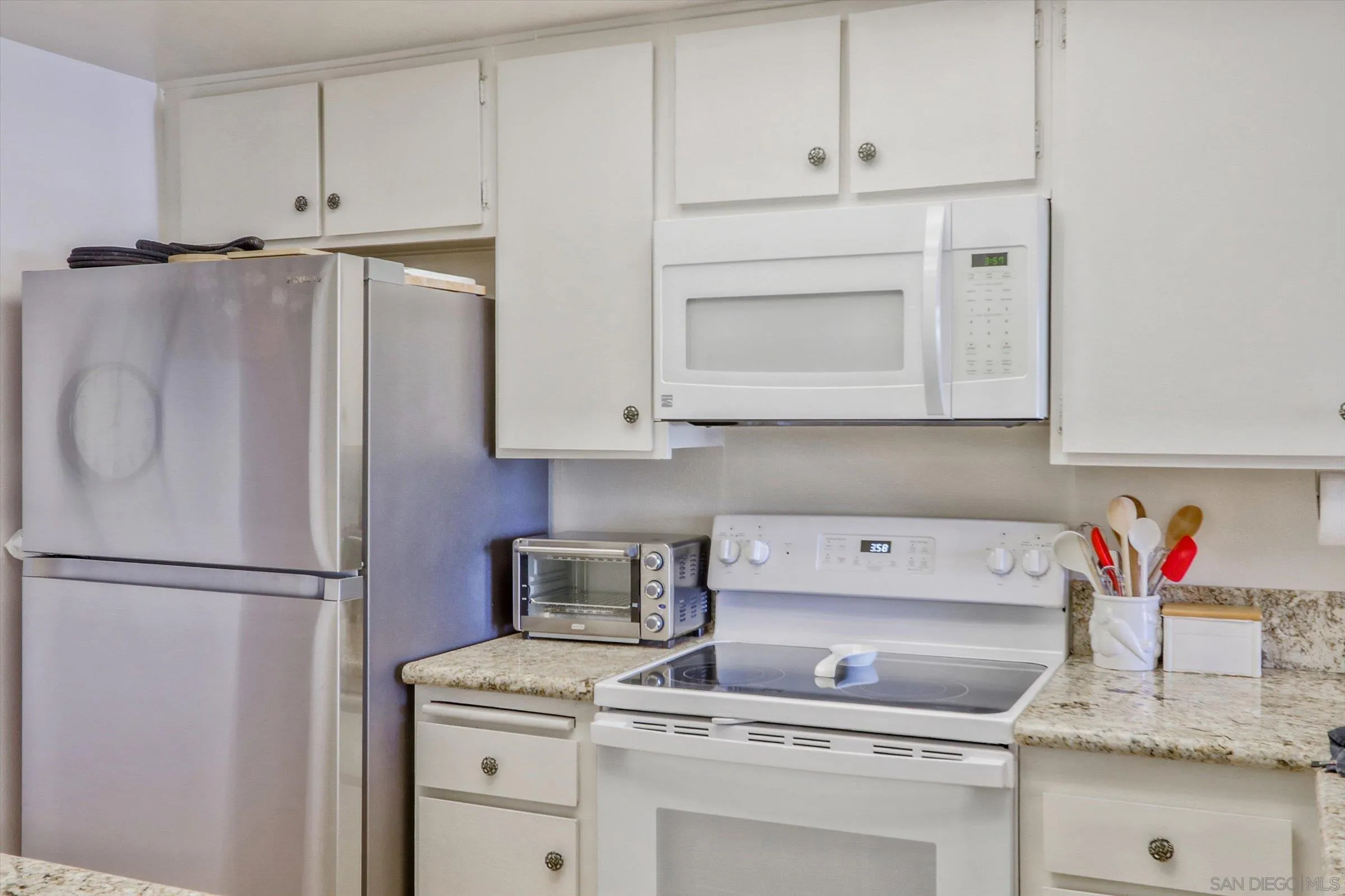 Photo #6: 250034516 Listing 