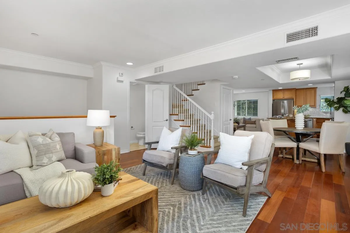 https://cdn.realtyfeed.com/cdn/127/250034518/c61d394c0b81dc5eb94efd443ed6f27d.webp