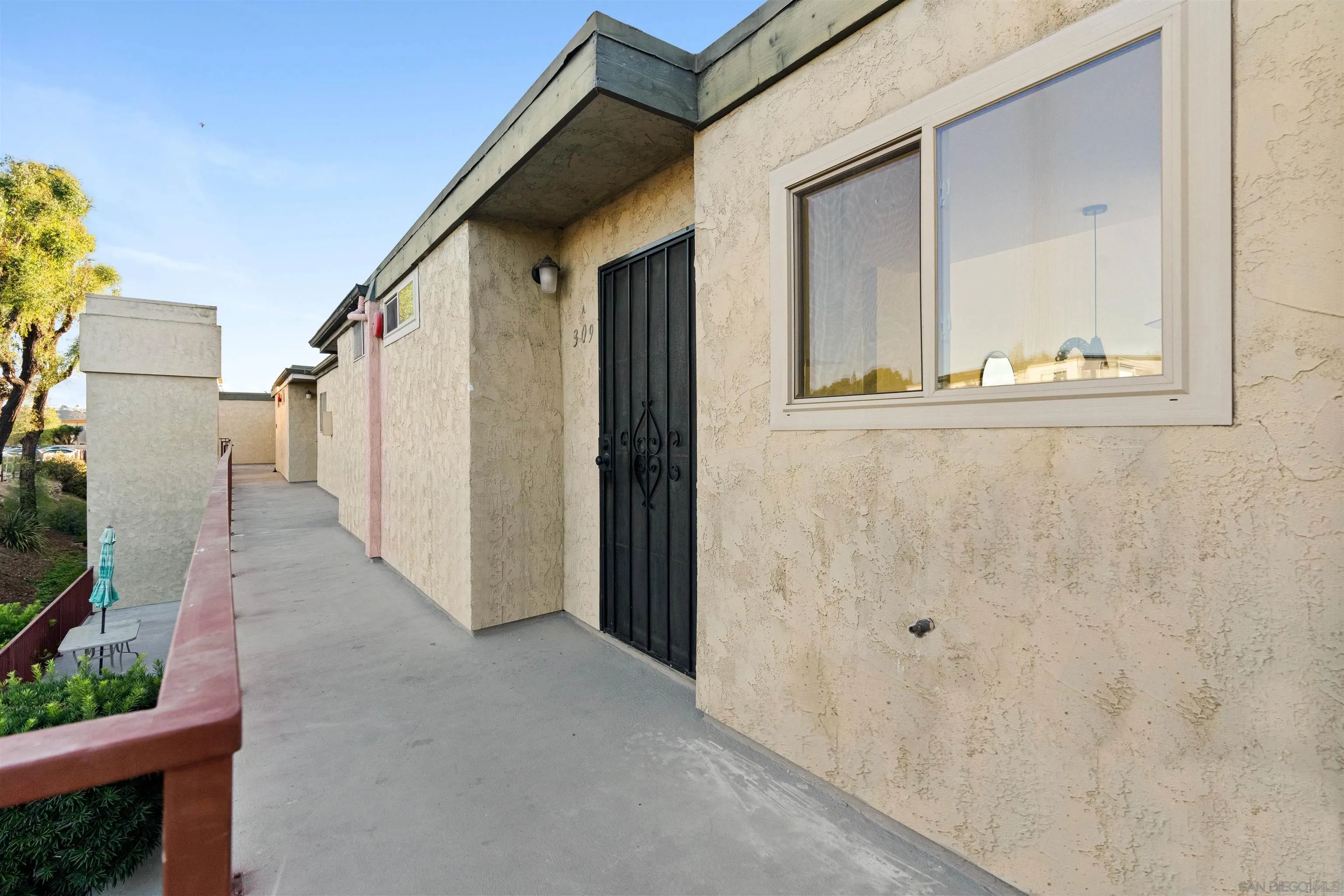 Photo #9: 250034521 Listing: Photo #9