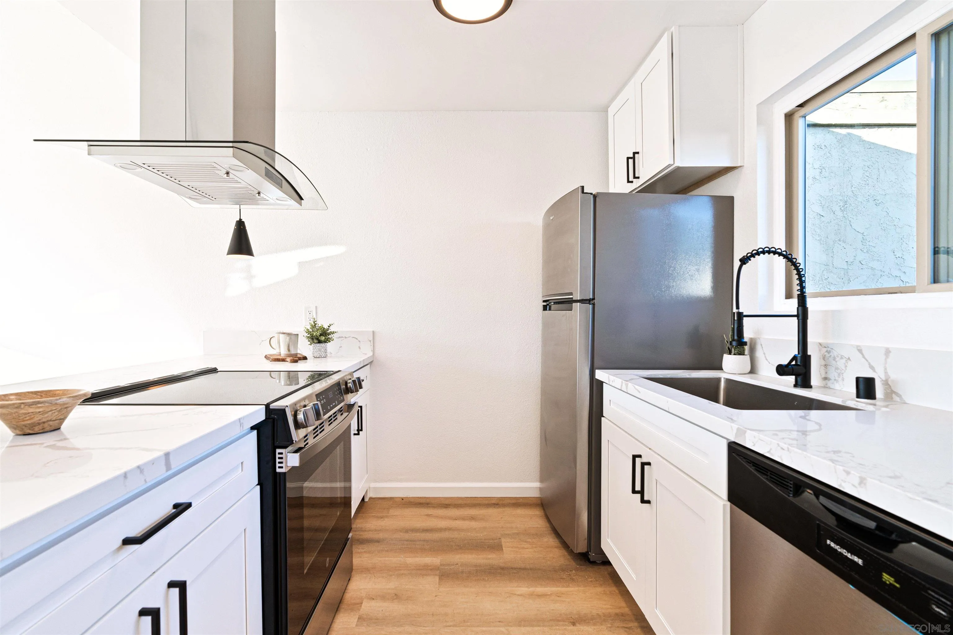 Photo #12: 250034521 Listing: Photo #12