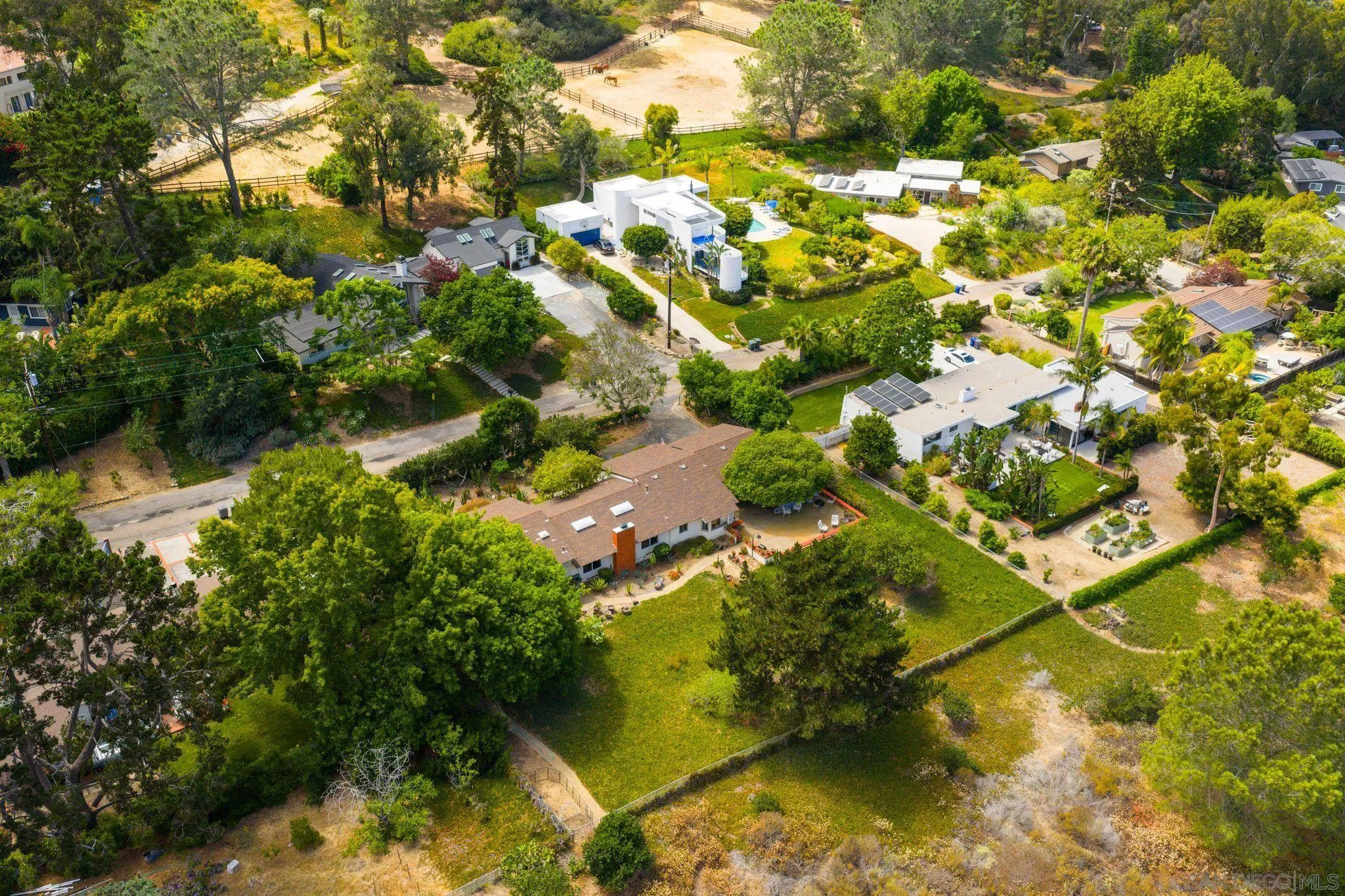https://cdn.realtyfeed.com/cdn/127/250034532/92c8b0b60cce6d0cda4a8b77823faccb.webp