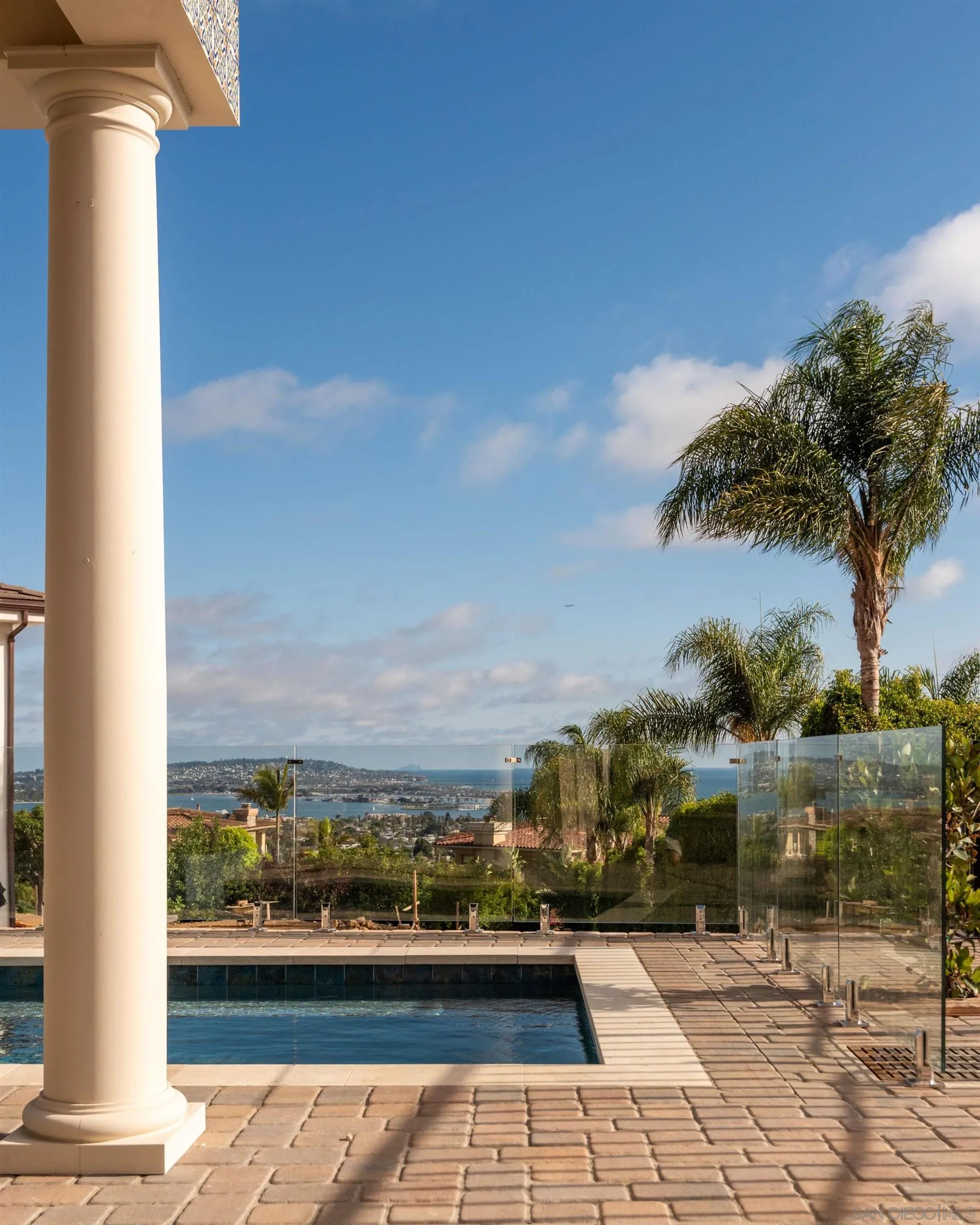 https://cdn.realtyfeed.com/cdn/127/250034538/3585b2387a3ea760a4d830b544e88634.webp