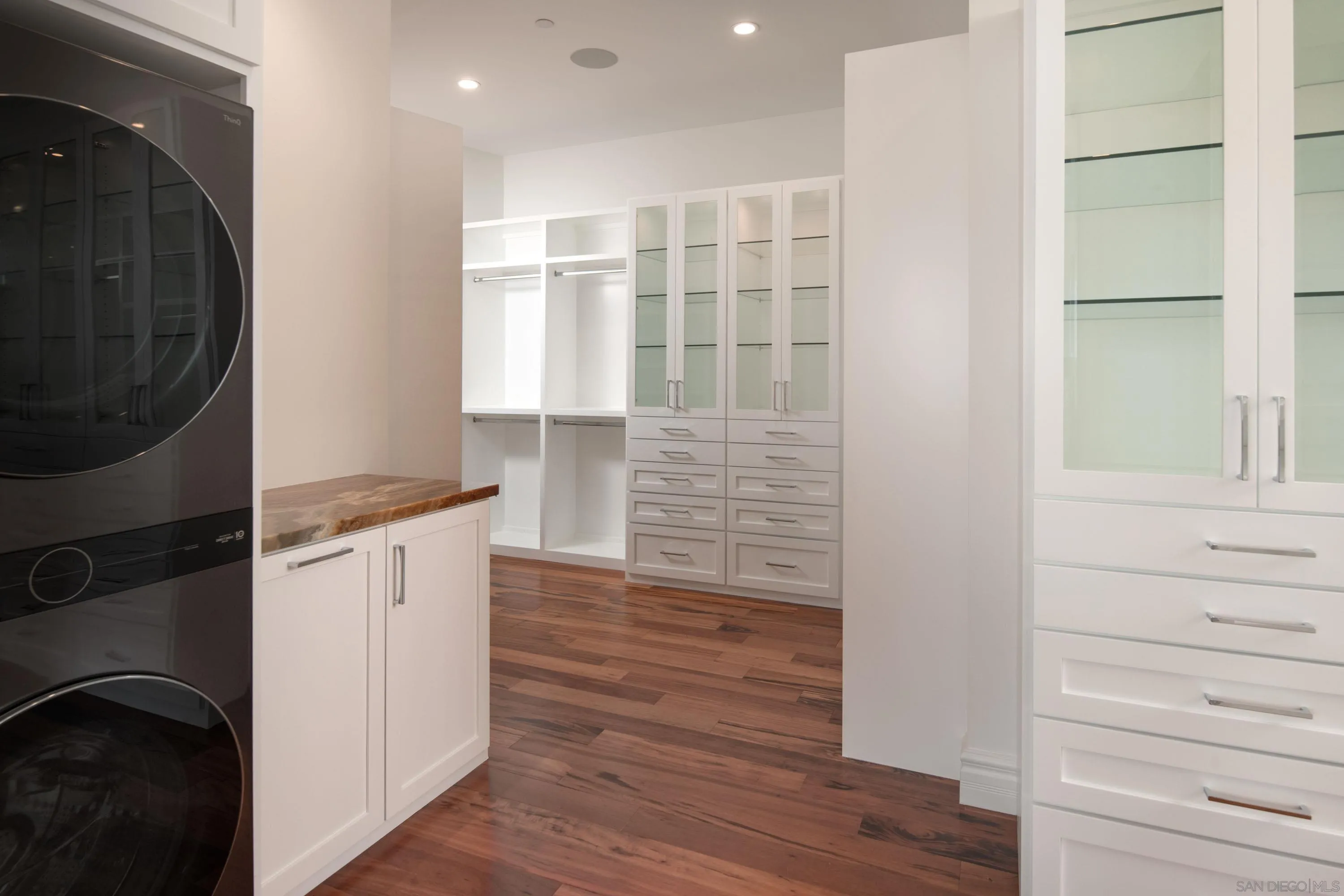 https://cdn.realtyfeed.com/cdn/127/250034538/6bfa199ef7dd85f1e857db9b98cc5d64.webp
